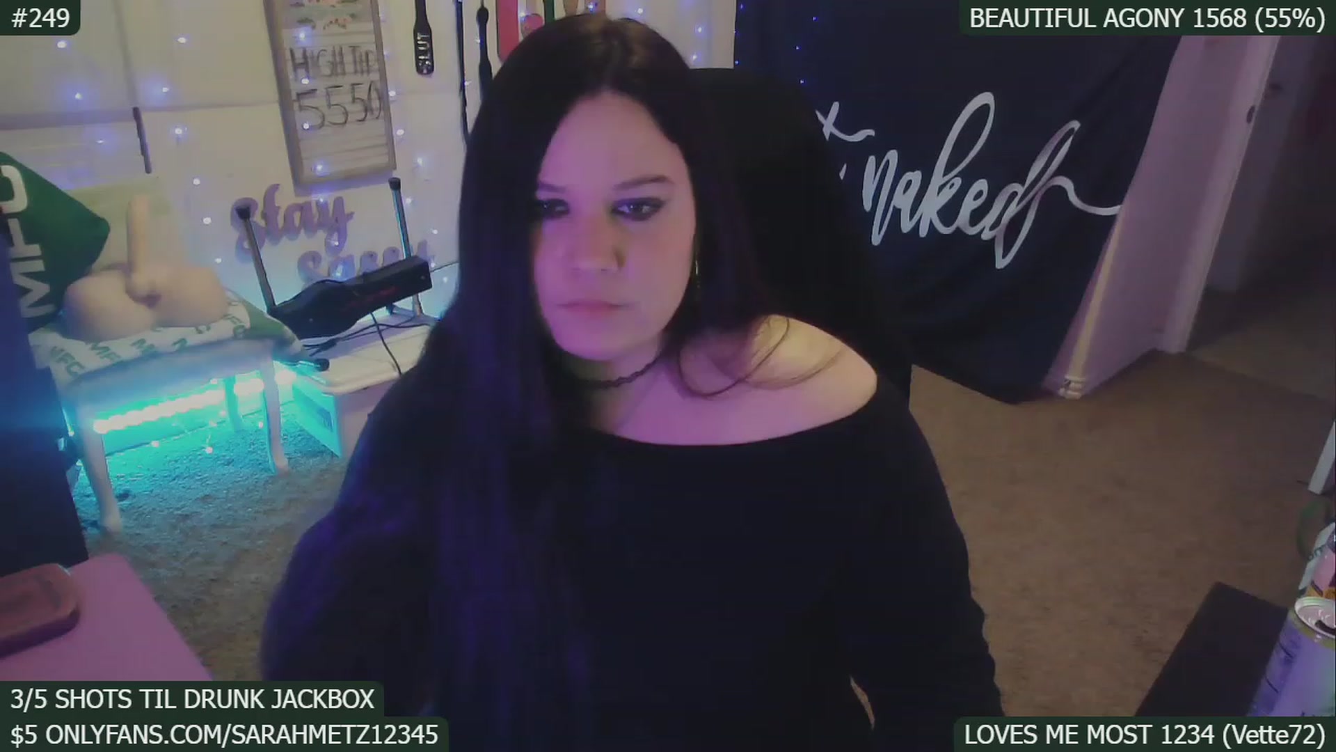 Gallery image thumbnail from FoxyWins's myfreecams stream on, 01/22/2023, 07:00 image 20 of 20