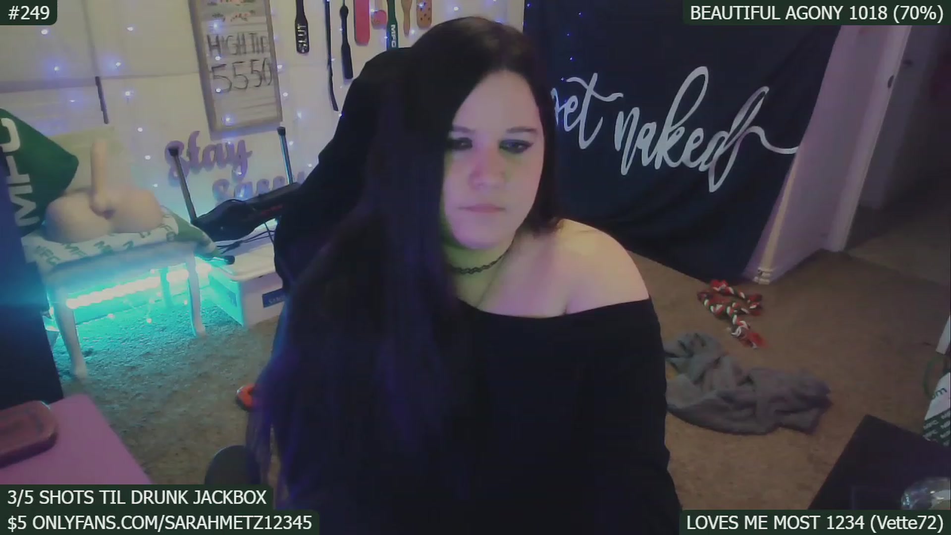 Gallery image thumbnail from FoxyWins's myfreecams stream on, 01/22/2023, 08:04 image 18 of 20