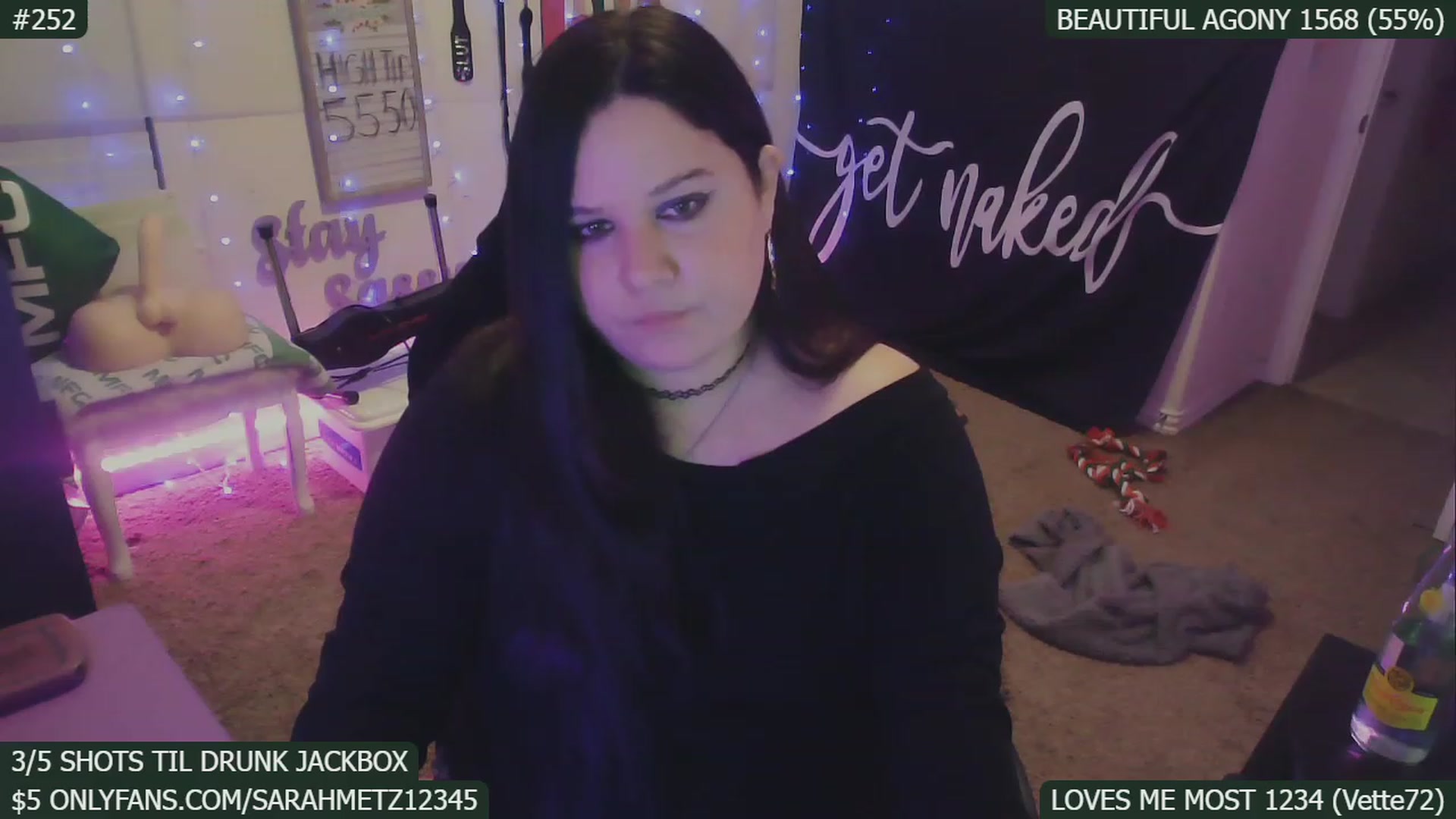Gallery image thumbnail from FoxyWins's myfreecams stream on, 01/22/2023, 08:04 image 12 of 20