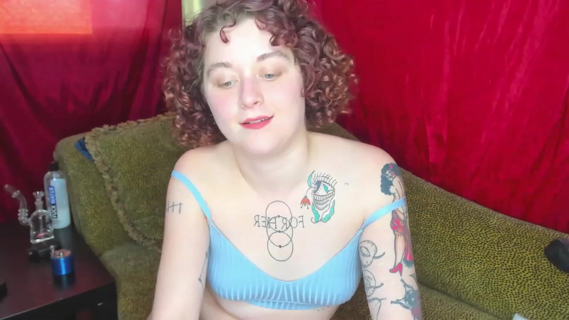 Gallery image thumbnail from FrankiePeach's myfreecams stream on, 12/02/2022, 17:48 image 12 of 20
