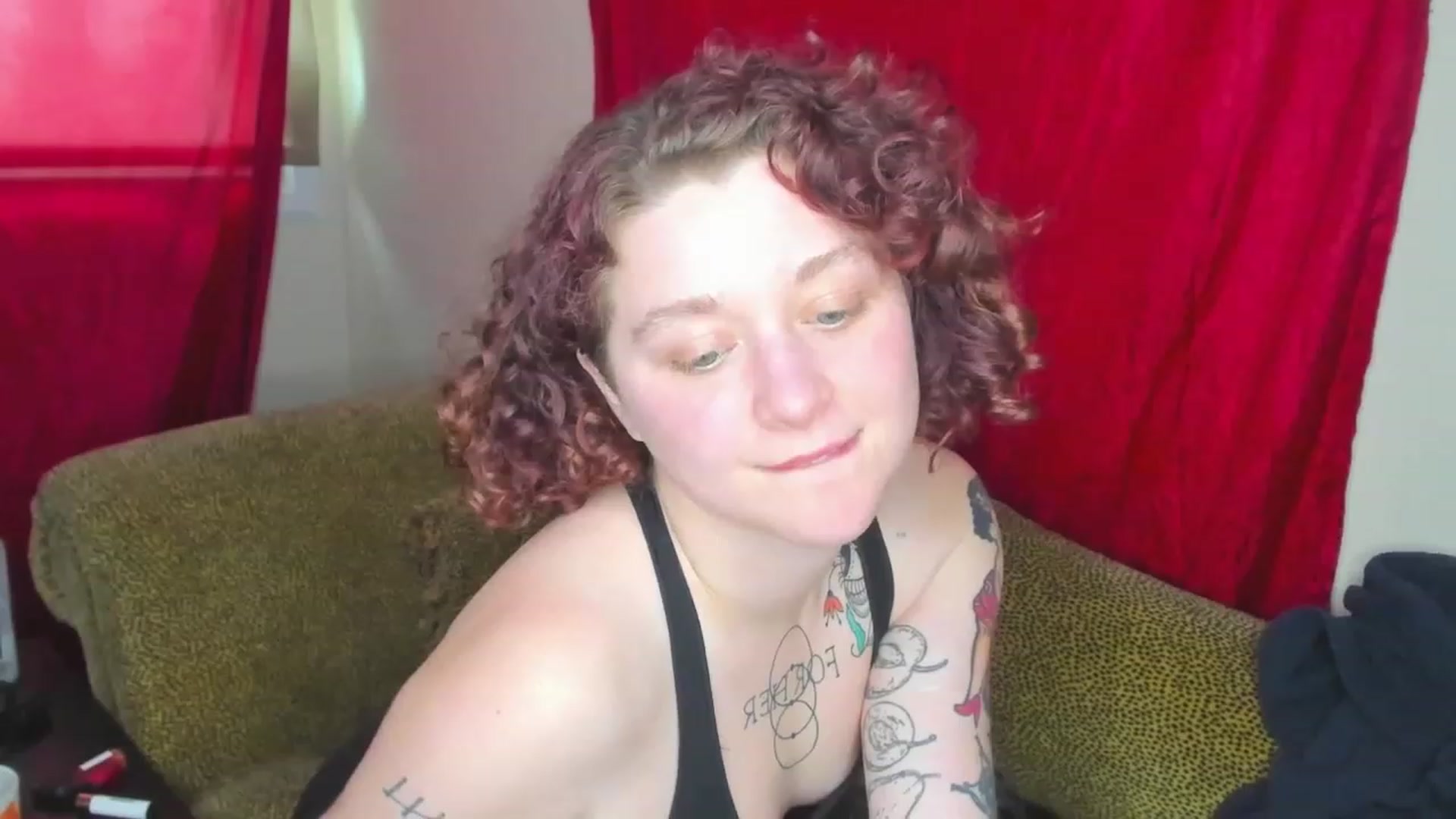 Gallery image thumbnail from FrankiePeach's myfreecams stream on, 12/05/2022, 20:31 image 19 of 20