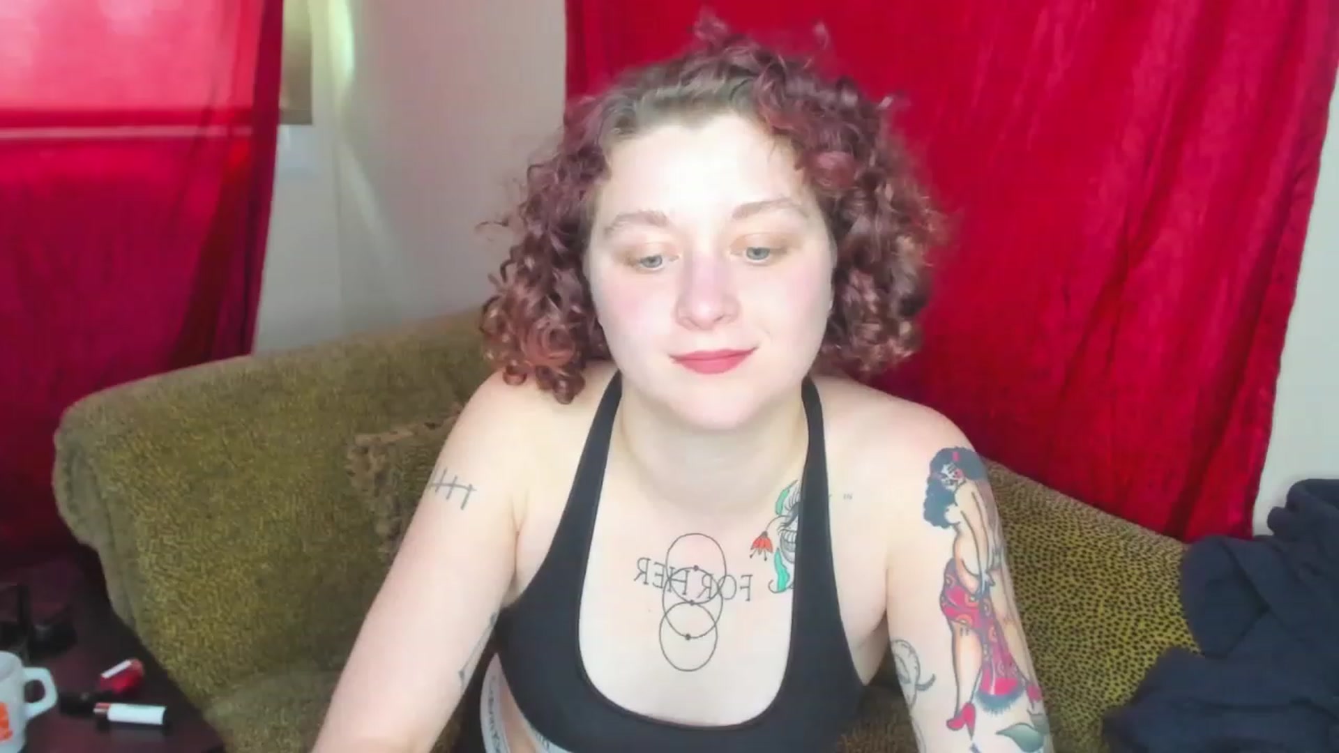 Gallery image thumbnail from FrankiePeach's myfreecams stream on, 12/05/2022, 20:31 image 2 of 20