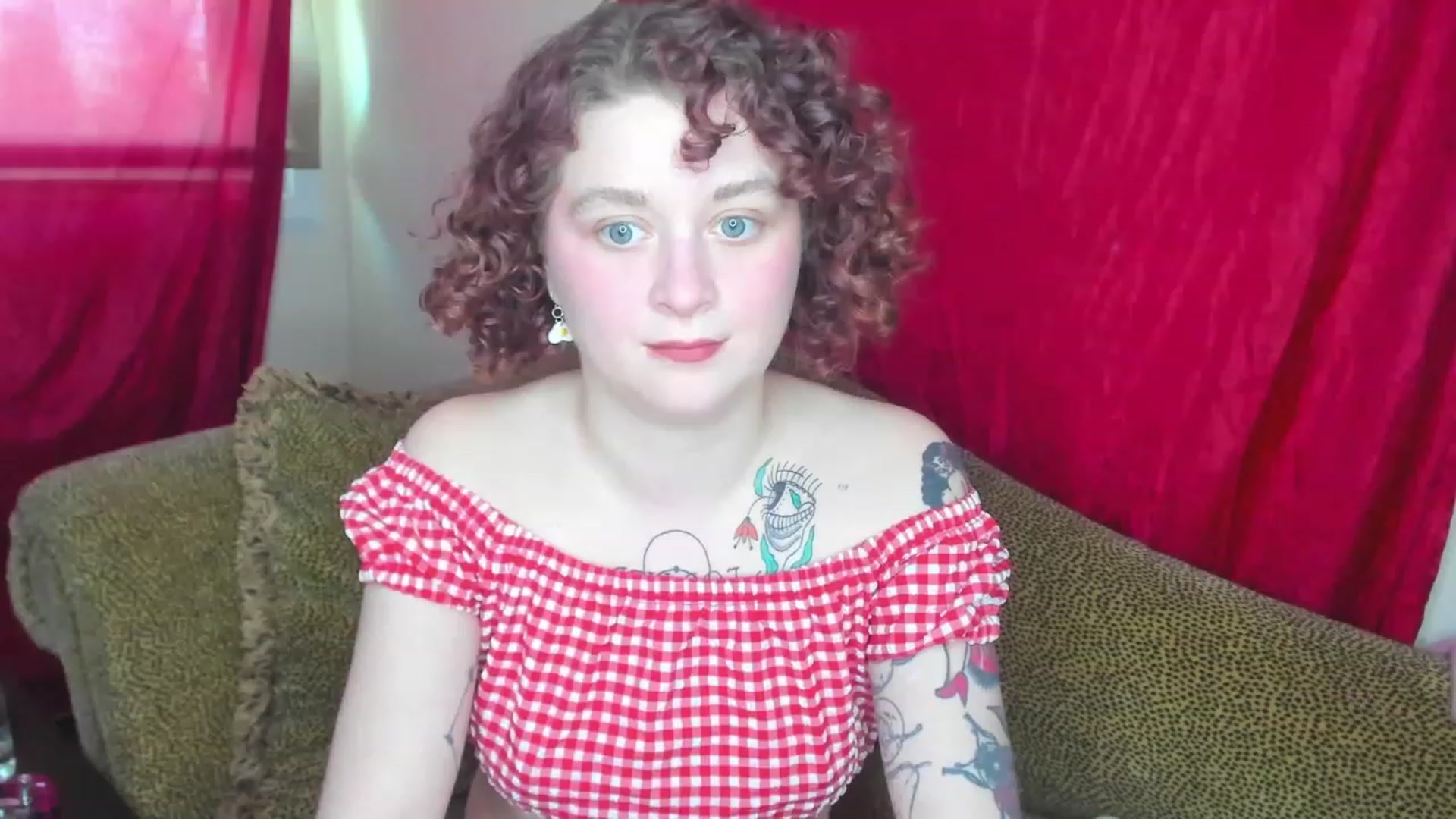 Gallery image thumbnail from FrankiePeach's myfreecams stream on, 12/09/2022, 19:00 image 5 of 20