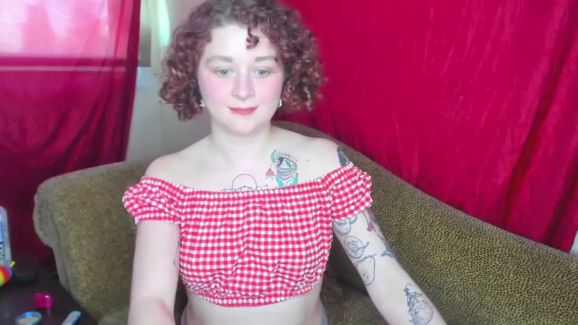 Gallery image thumbnail from FrankiePeach's myfreecams stream on, 12/09/2022, 20:06 image 16 of 20