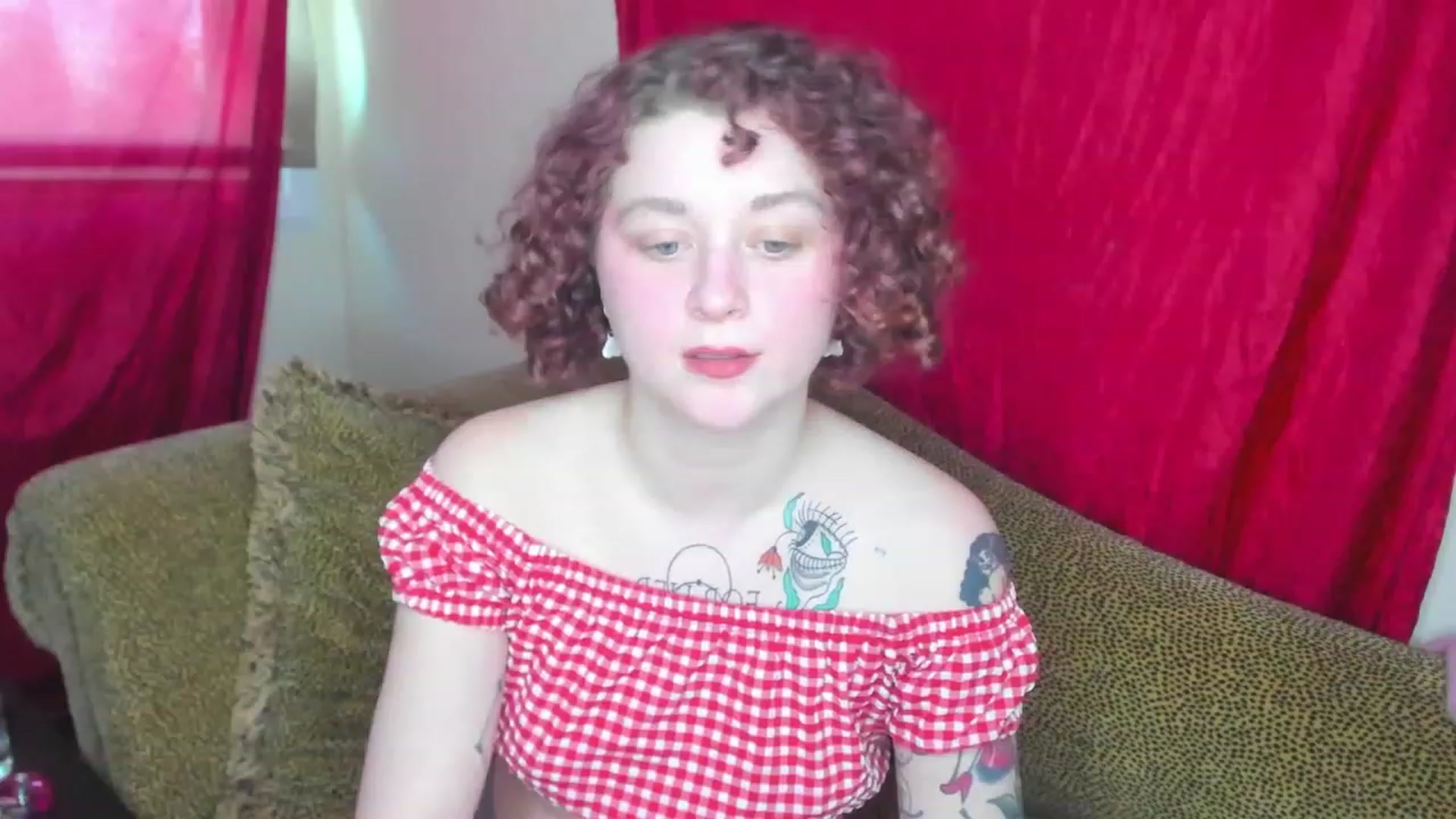 Gallery image thumbnail from FrankiePeach's myfreecams stream on, 12/09/2022, 20:06 image 2 of 20