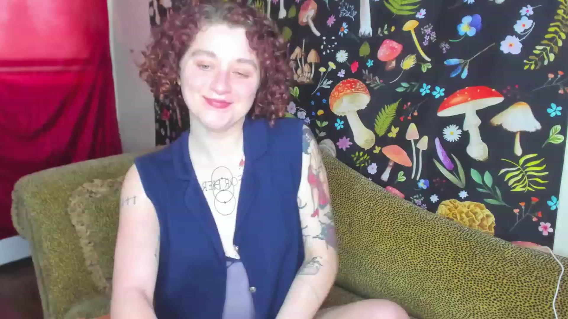 Gallery image thumbnail from FrankiePeach's myfreecams stream on, 12/12/2022, 20:29 image 2 of 20
