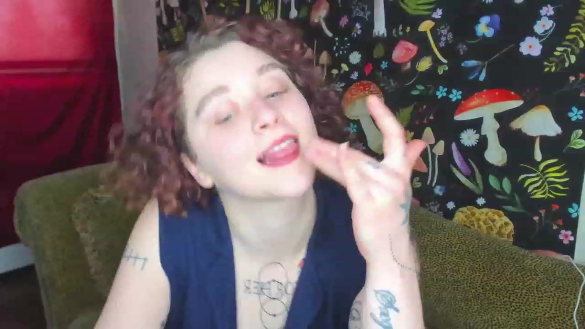 Gallery image thumbnail from FrankiePeach's myfreecams stream on, 12/12/2022, 20:29 image 1 of 20