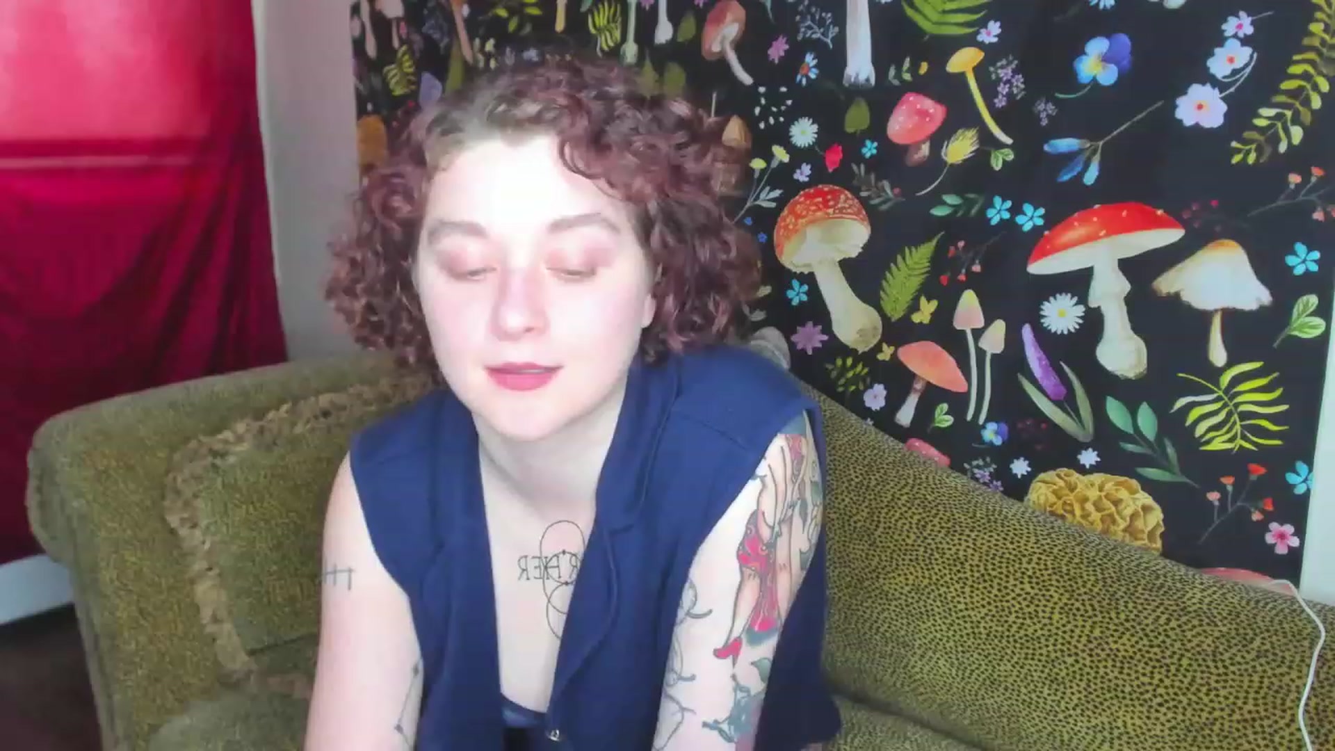 Gallery image thumbnail from FrankiePeach's myfreecams stream on, 12/12/2022, 20:29 image 6 of 20
