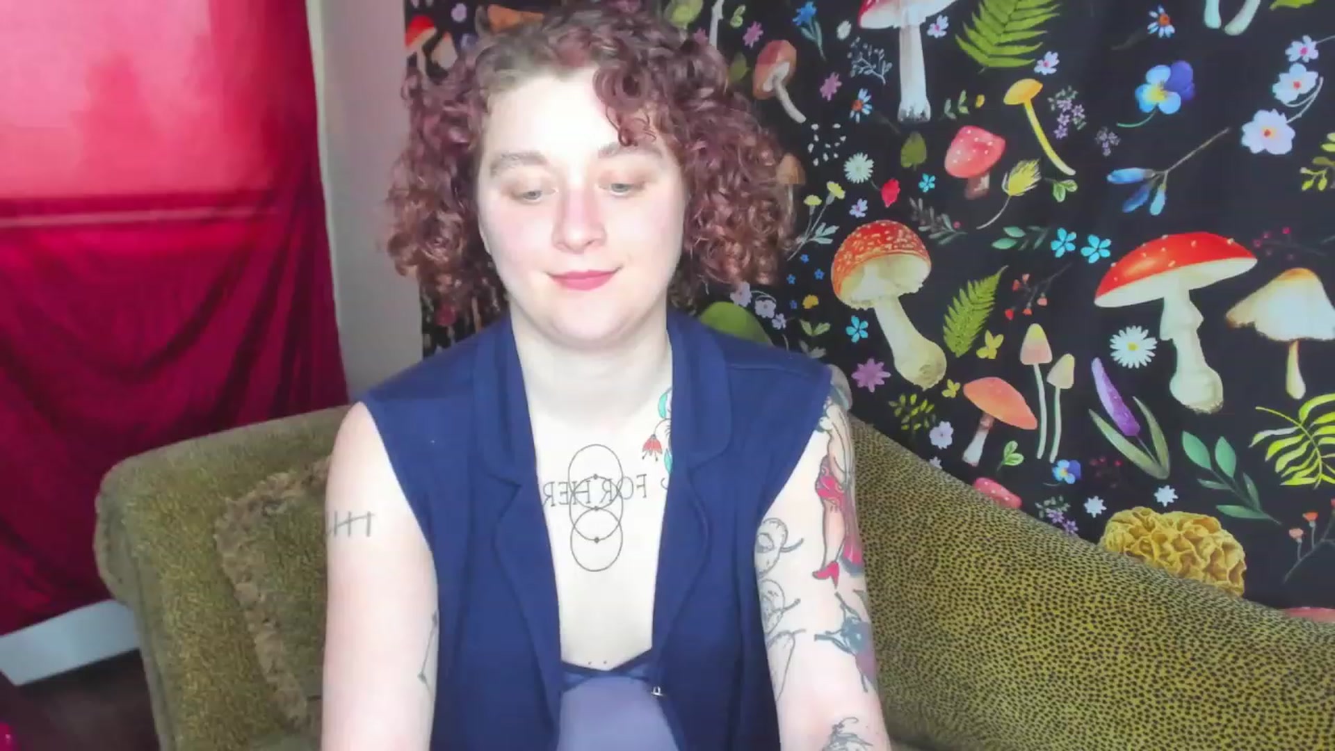 Gallery image thumbnail from FrankiePeach's myfreecams stream on, 12/12/2022, 20:29 image 17 of 20