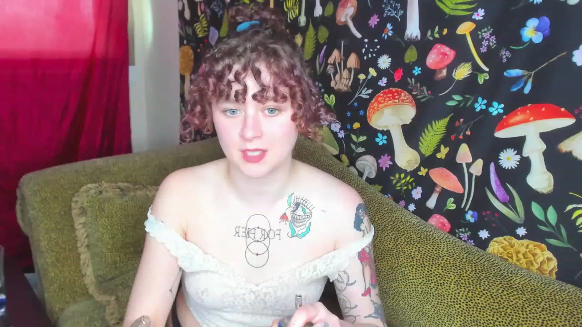 Gallery image thumbnail from FrankiePeach's myfreecams stream on, 12/19/2022, 20:54 image 8 of 20