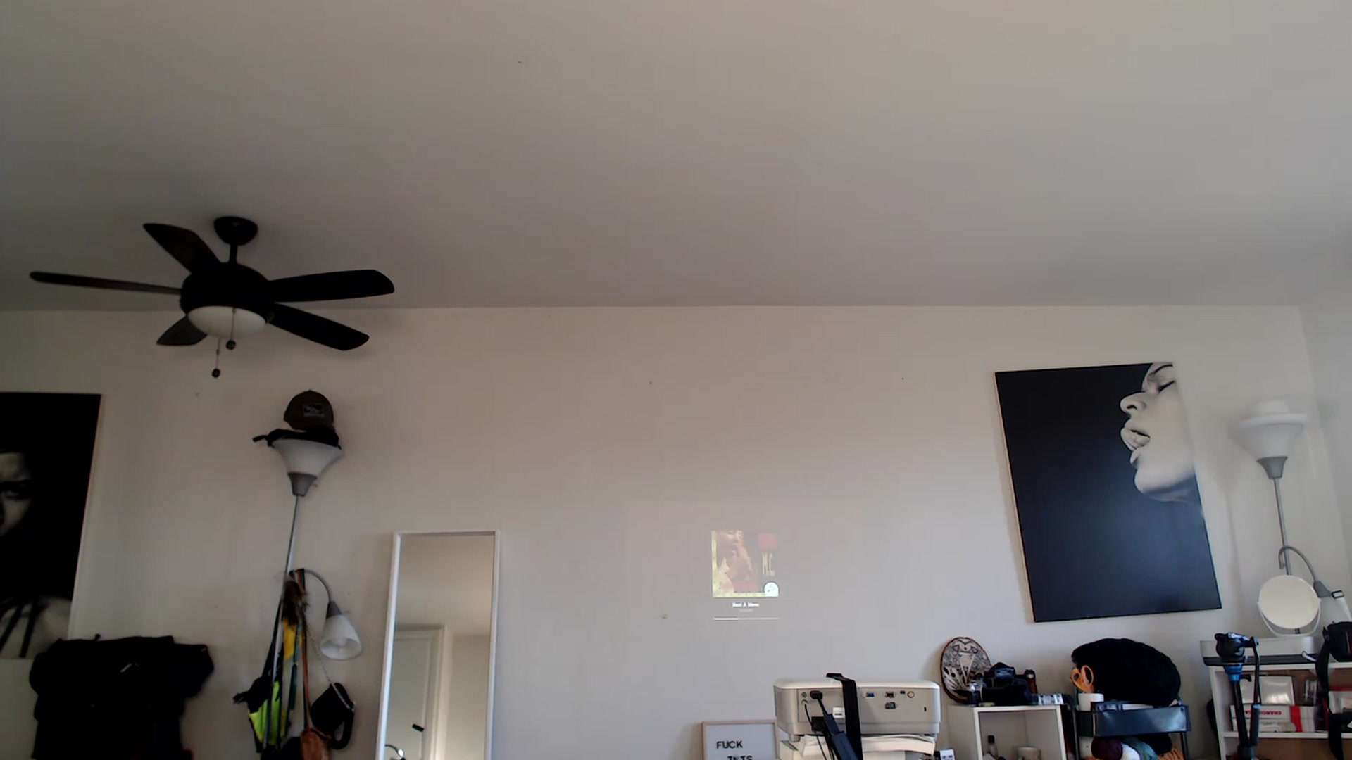 Gallery image thumbnail from Frankiiy_'s myfreecams stream on, 11/15/2022, 24:19 image 10 of 20
