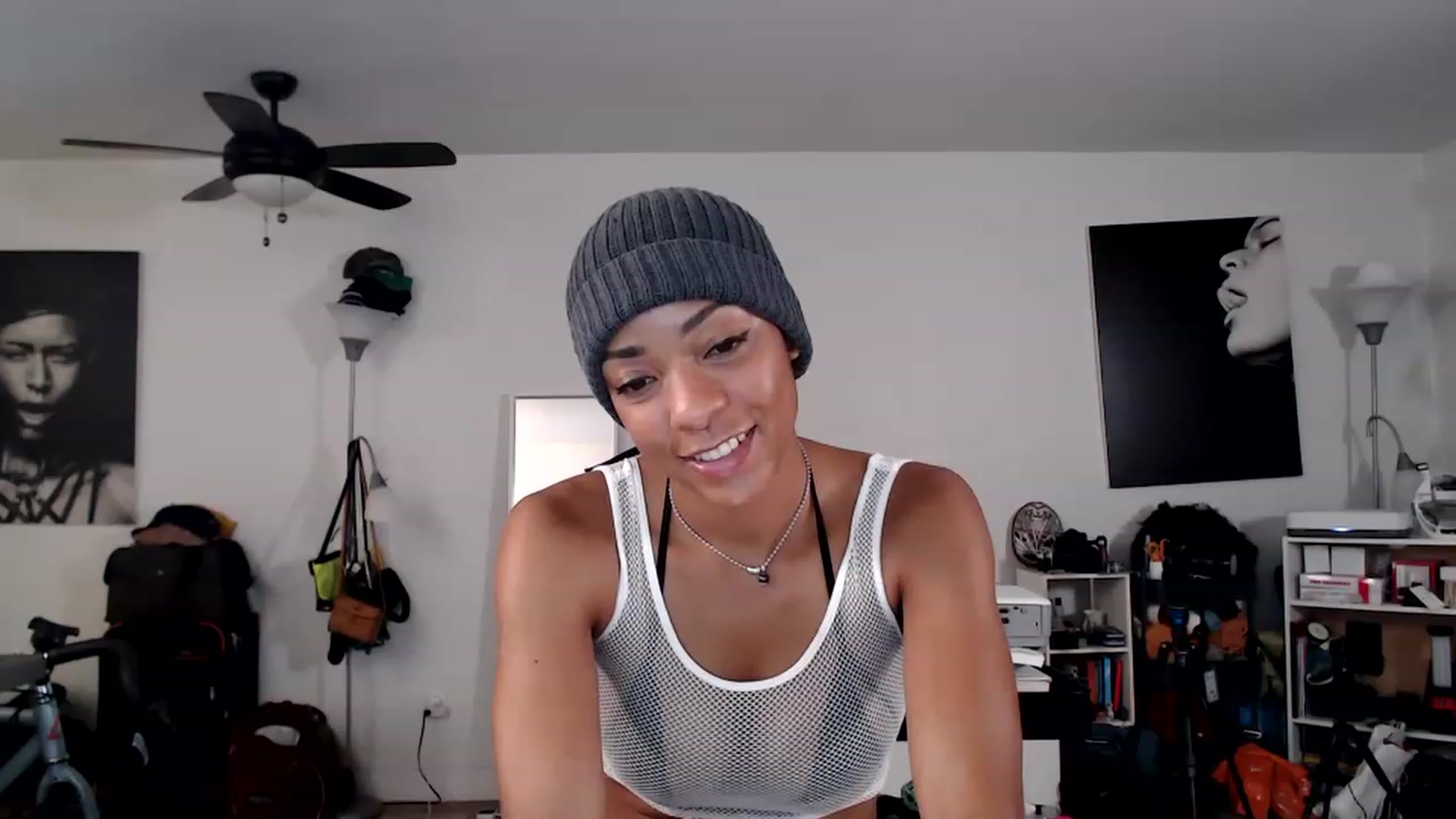 Gallery image thumbnail from Frankiiy_'s myfreecams stream on, 11/29/2022, 09:39 image 4 of 20