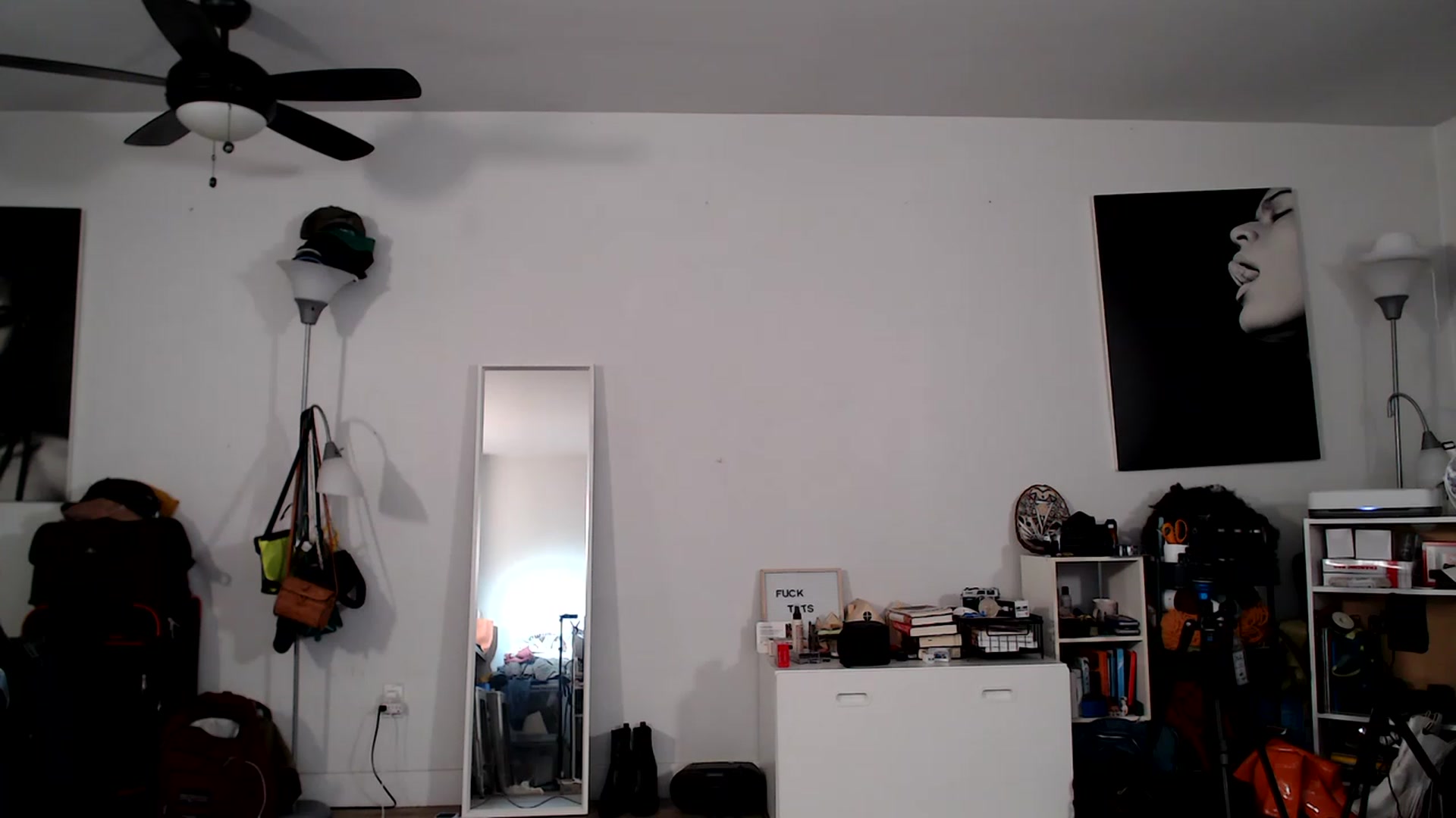 Gallery image thumbnail from Frankiiy_'s myfreecams stream on, 11/29/2022, 12:05 image 12 of 20