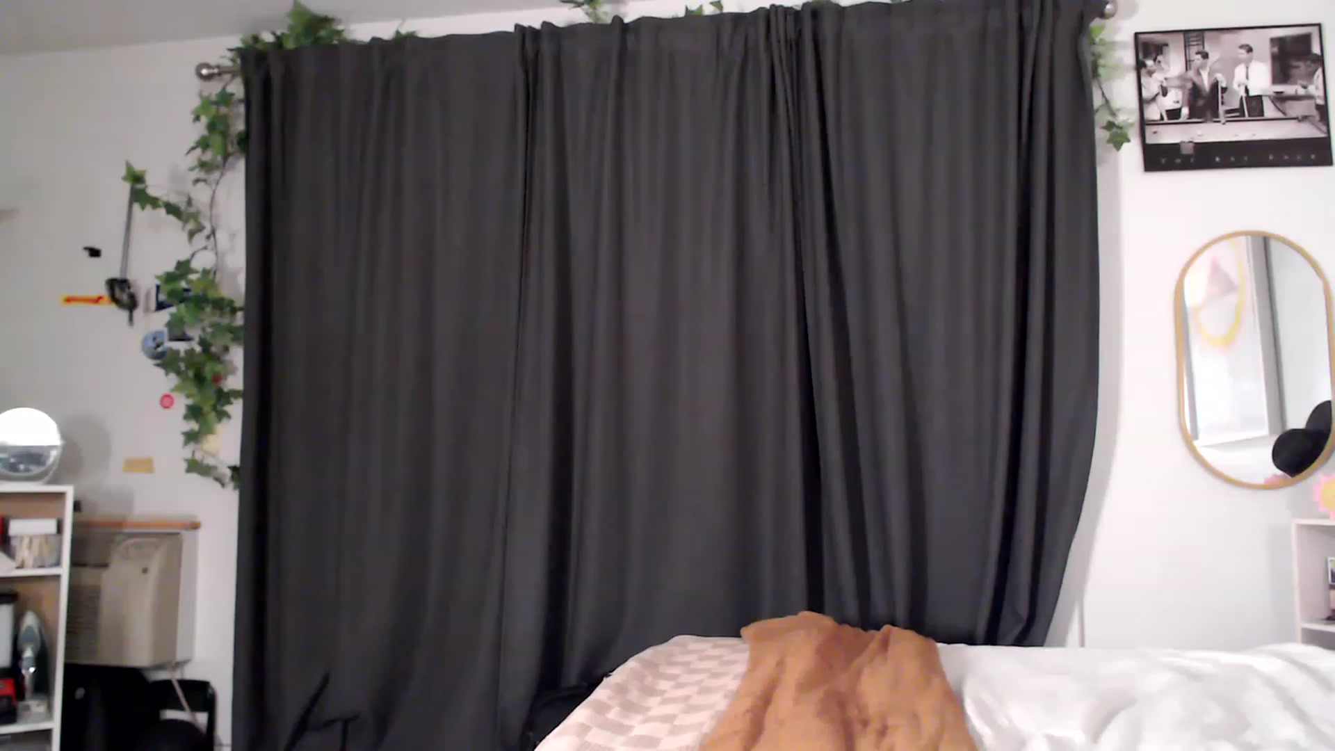 Gallery image thumbnail from Frankiiy_'s myfreecams stream on, 12/02/2022, 07:23 image 3 of 20