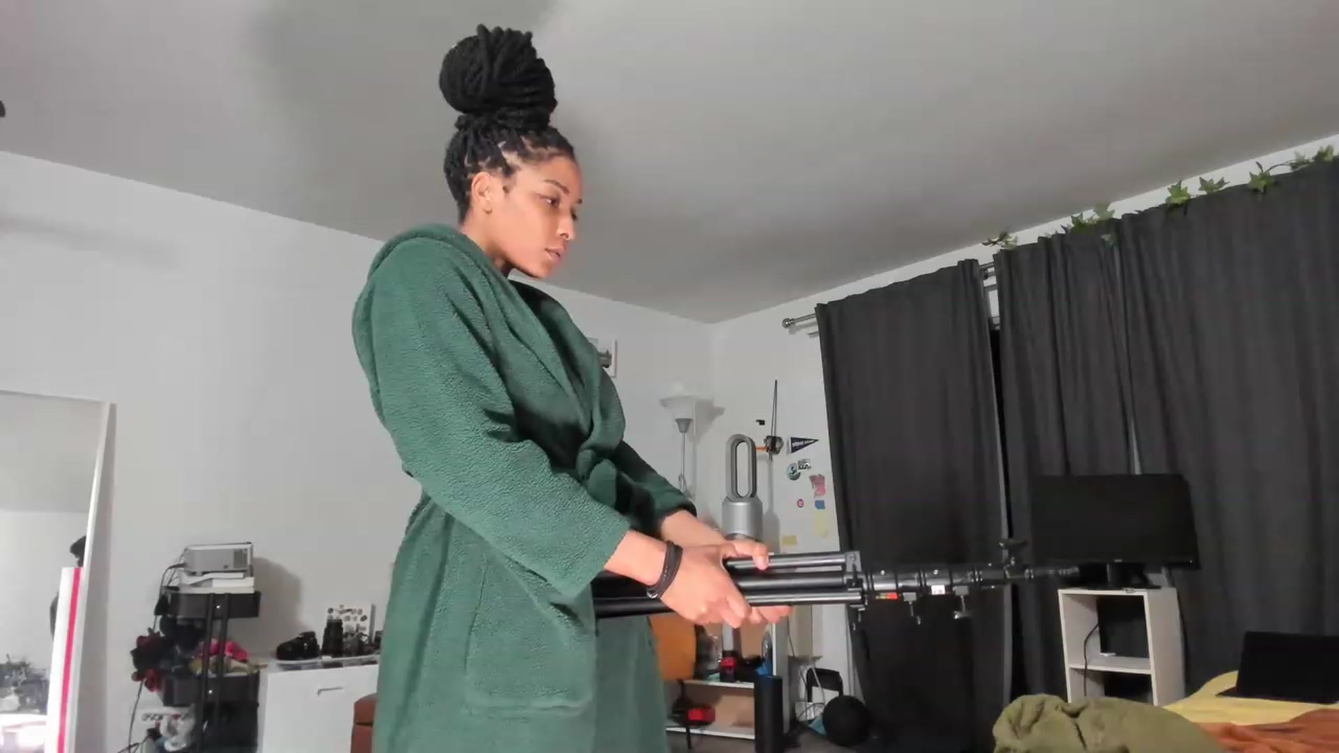 Gallery image thumbnail from Frankiiy_'s myfreecams stream on, 03/02/2023, 07:23 image 20 of 20