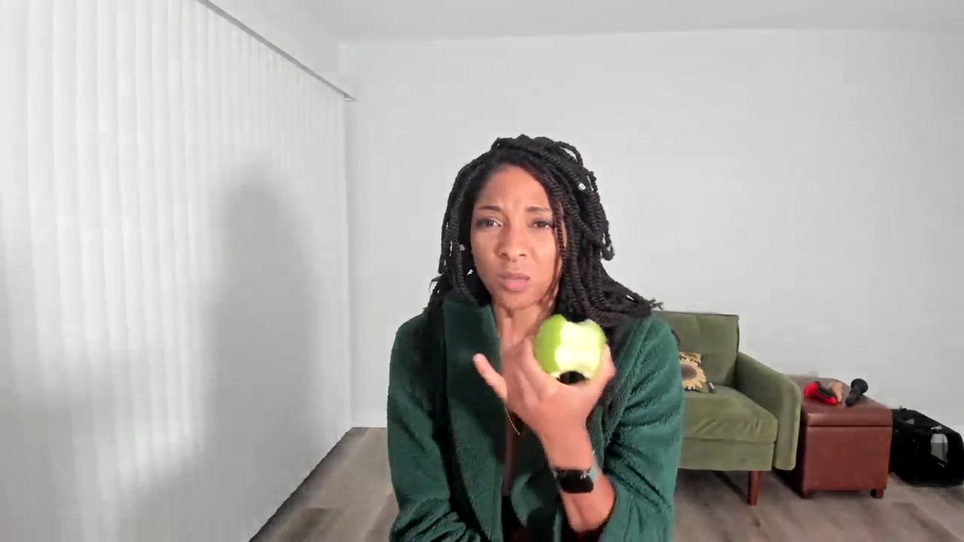 Gallery image thumbnail from Frankiiy_'s myfreecams stream on, 09/15/2023, 07:30 image 8 of 20