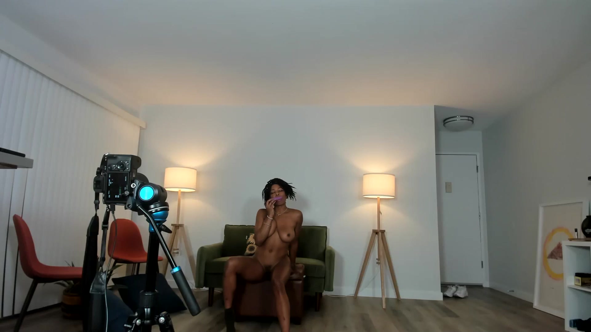 Gallery image thumbnail from Frankiiy_'s myfreecams stream on, 10/18/2023, 10:30 image 3 of 20