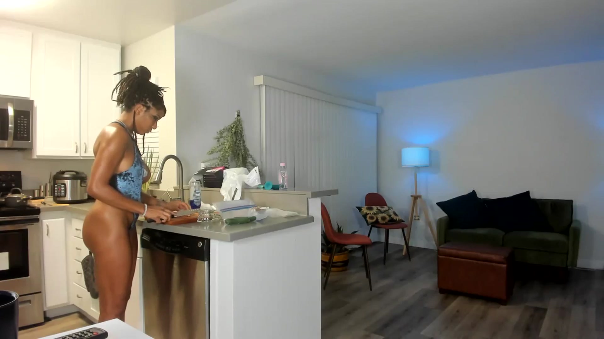 Gallery image thumbnail from Frankiiy_'s myfreecams stream on, 10/19/2023, 05:49 image 2 of 20