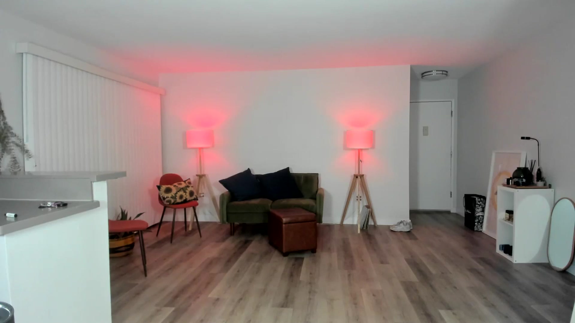 Gallery image thumbnail from Frankiiy_'s myfreecams stream on, 10/20/2023, 07:35 image 19 of 20