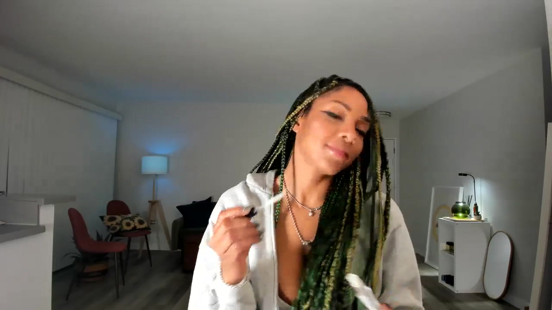 Gallery image thumbnail from Frankiiy_'s myfreecams stream on, 11/17/2023, 07:19 image 7 of 20