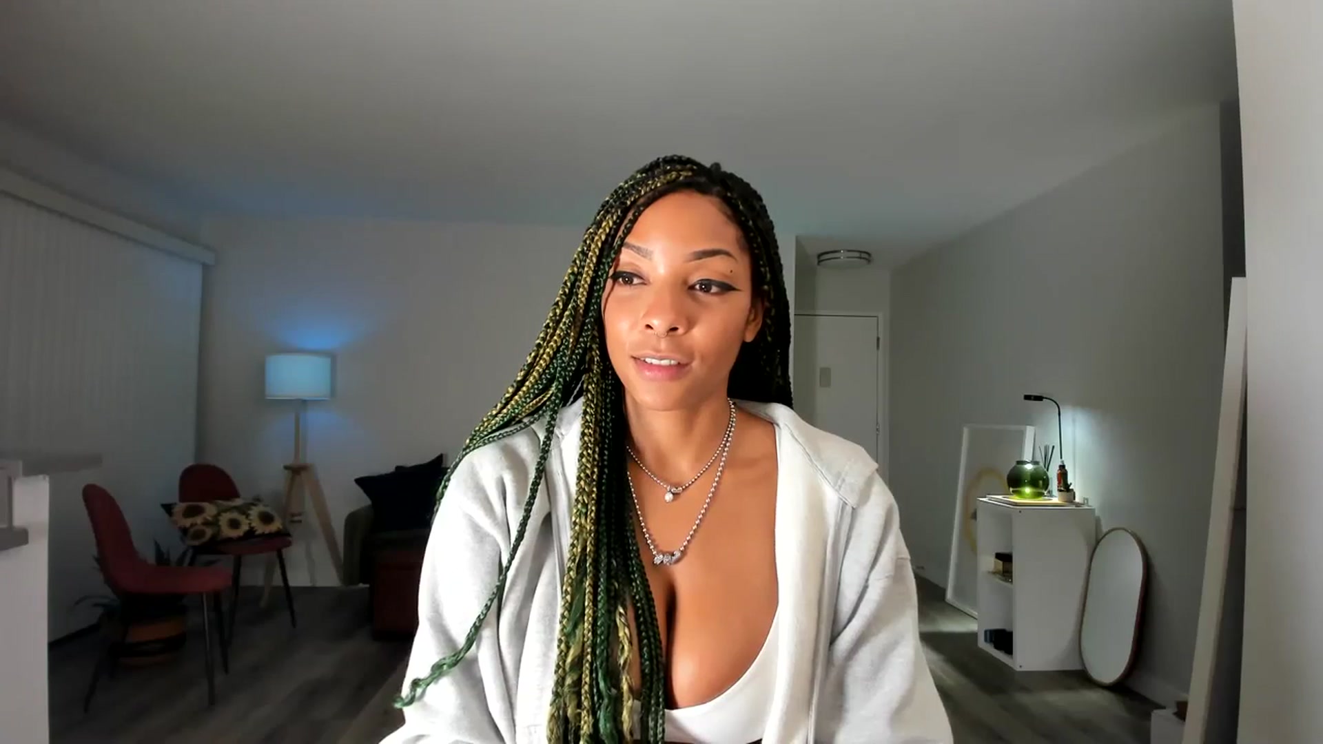 Gallery image thumbnail from Frankiiy_'s myfreecams stream on, 11/17/2023, 08:32 image 3 of 20