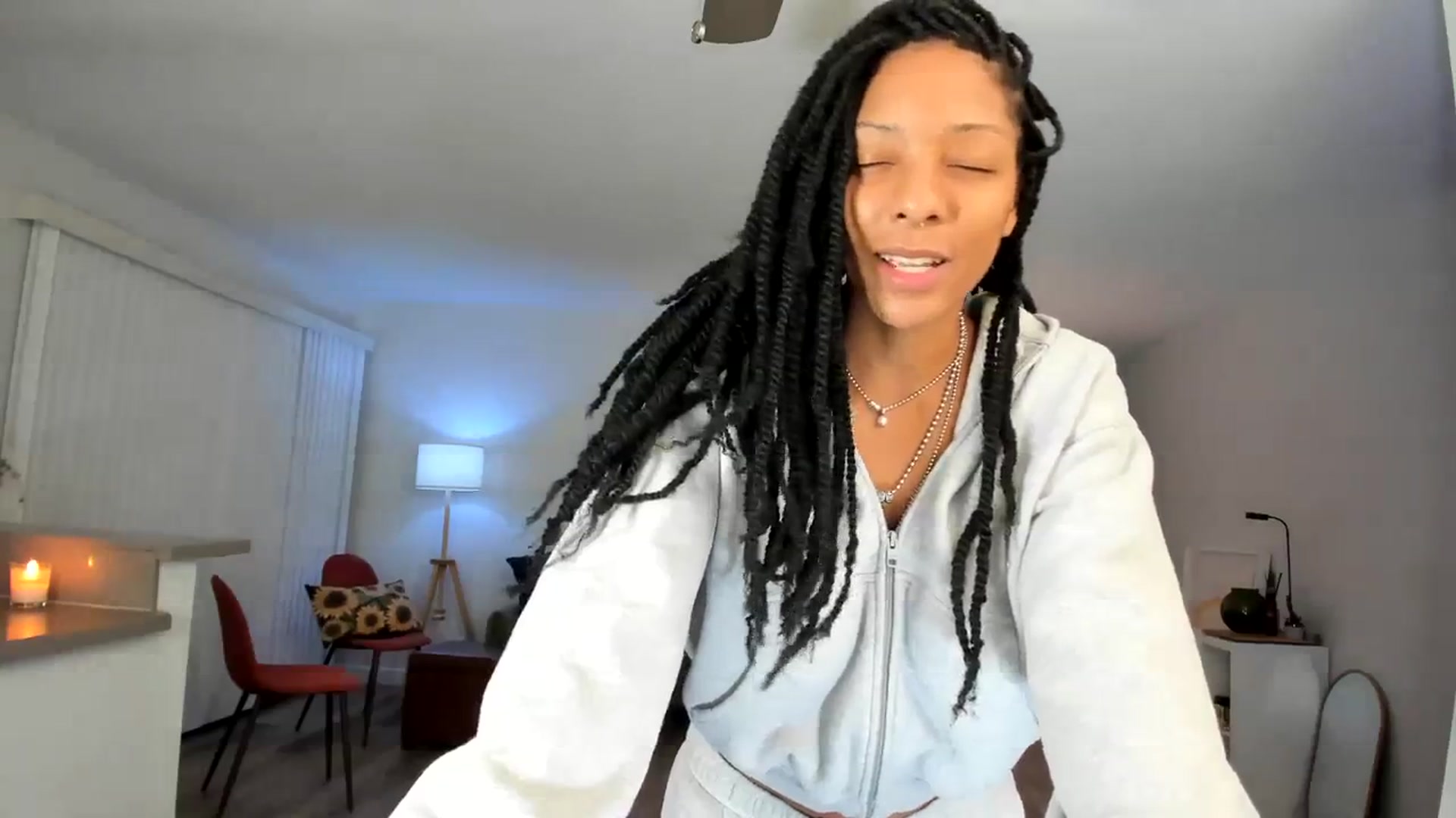 Gallery image thumbnail from Frankiiy_'s myfreecams stream on, 11/27/2023, 06:19 image 19 of 20