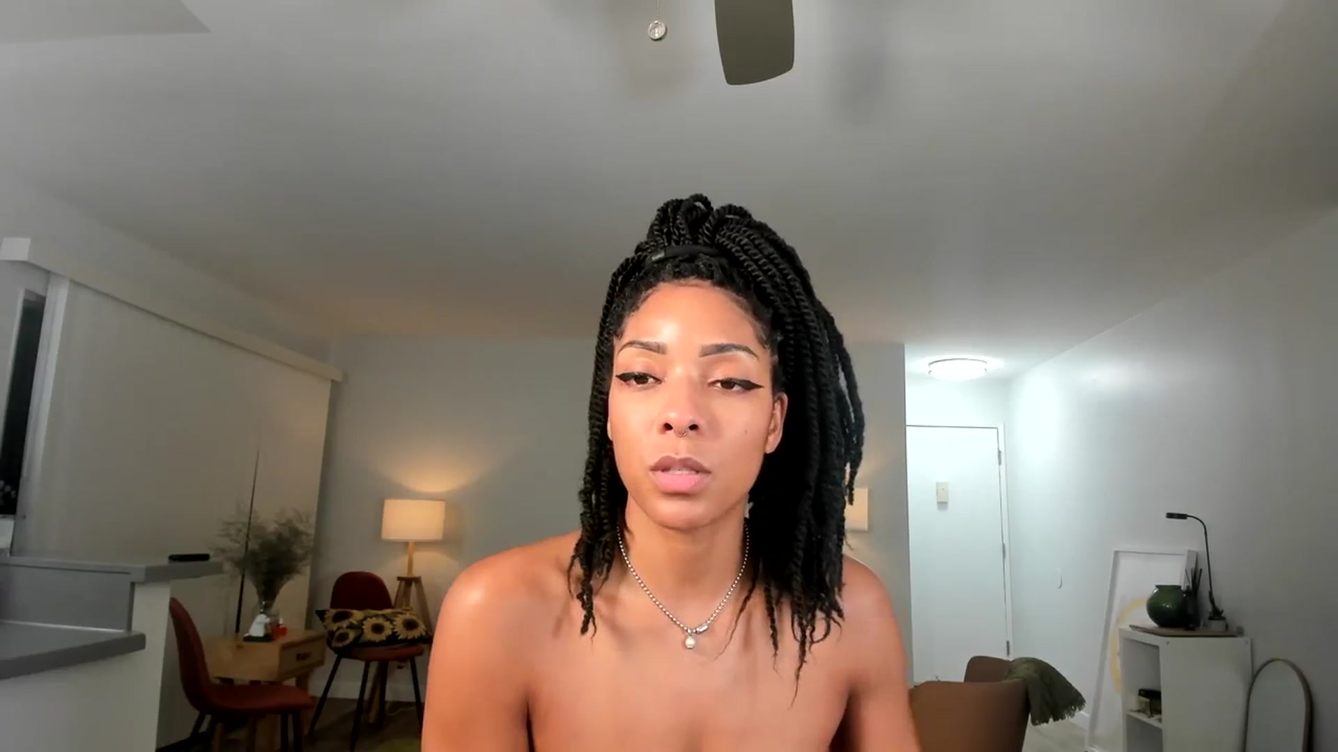 Gallery image thumbnail from Frankiiy_'s myfreecams stream on, 12/22/2023, 10:42 image 2 of 20