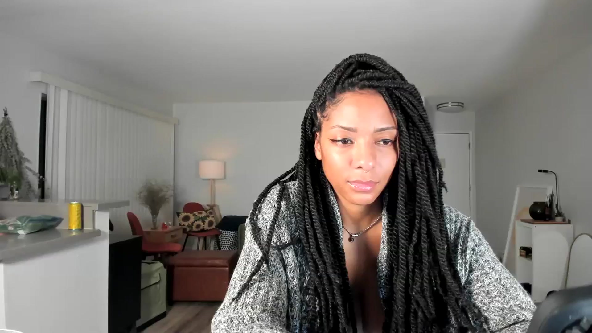 Gallery image thumbnail from Frankiiy_'s myfreecams stream on, 01/11/2024, 09:18 image 15 of 20