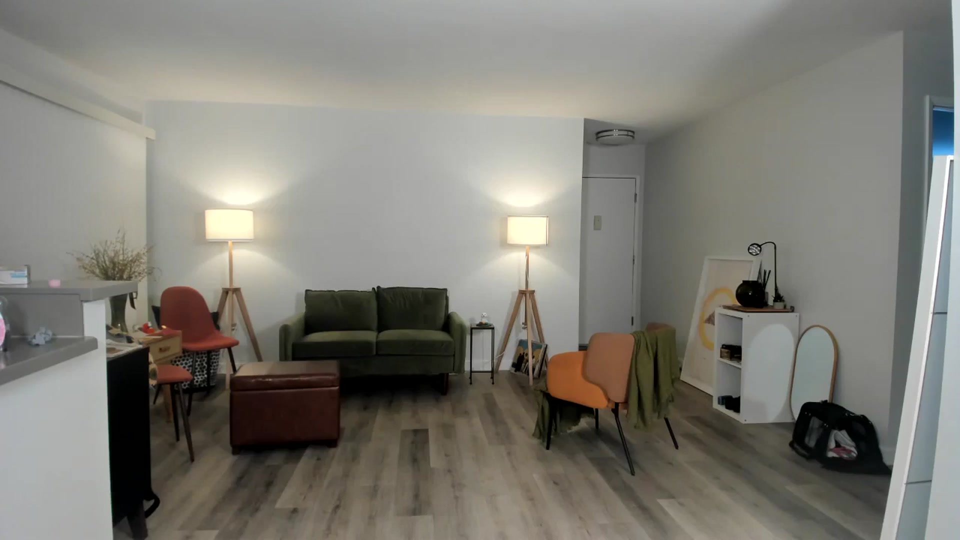 Gallery image thumbnail from Frankiiy_'s myfreecams stream on, 02/01/2024, 12:21 image 14 of 20