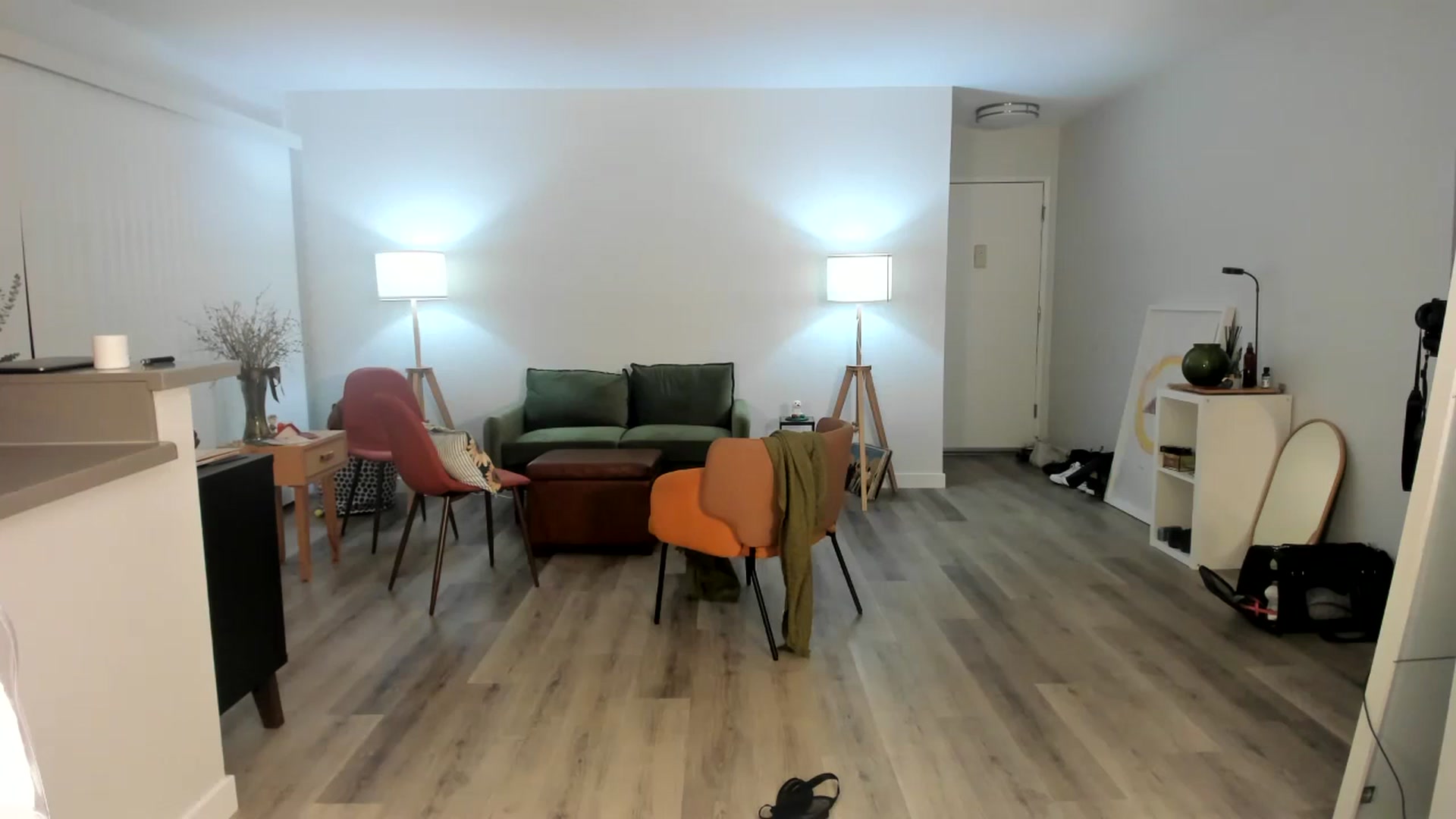 Gallery image thumbnail from Frankiiy_'s myfreecams stream on, 02/22/2024, 10:21 image 4 of 20