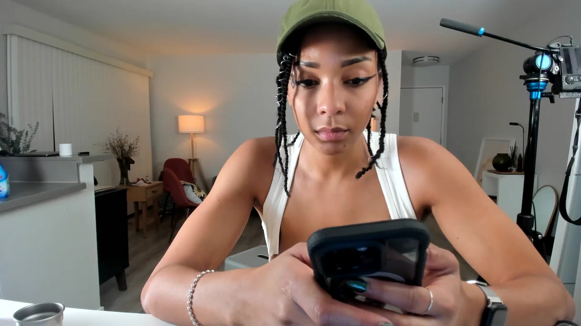 Gallery image thumbnail from Frankiiy_'s myfreecams stream on, 02/23/2024, 10:58 image 4 of 20
