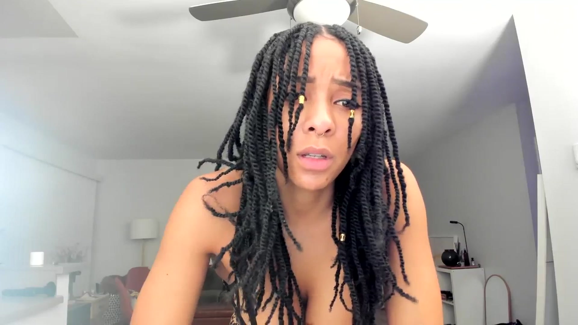 Gallery image thumbnail from Frankiiy_'s myfreecams stream on, 02/29/2024, 12:14 image 18 of 20