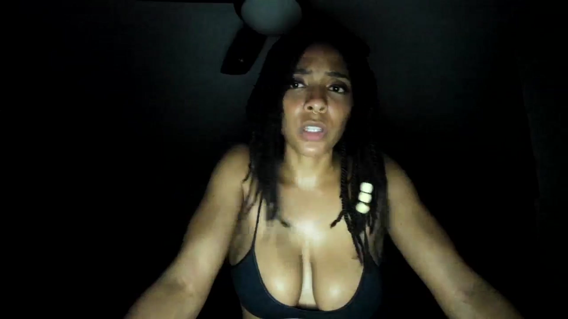 Gallery image thumbnail from Frankiiy_'s myfreecams stream on, 03/28/2024, 09:30 image 13 of 20