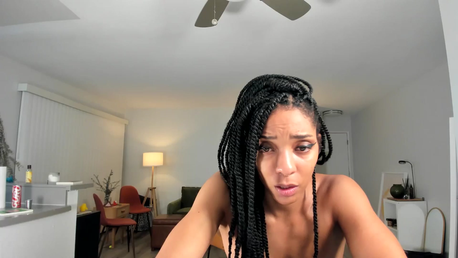 Gallery image thumbnail from Frankiiy_'s myfreecams stream on, 04/25/2024, 09:34 image 19 of 20