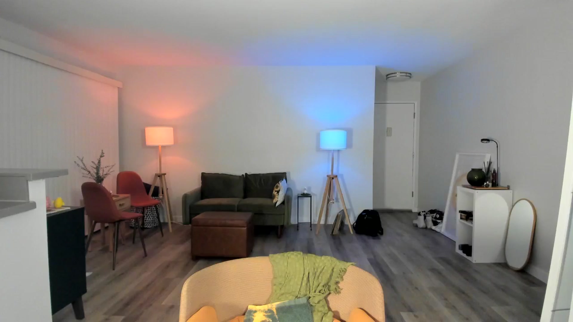 Gallery image thumbnail from Frankiiy_'s myfreecams stream on, 05/16/2024, 09:26 image 2 of 20