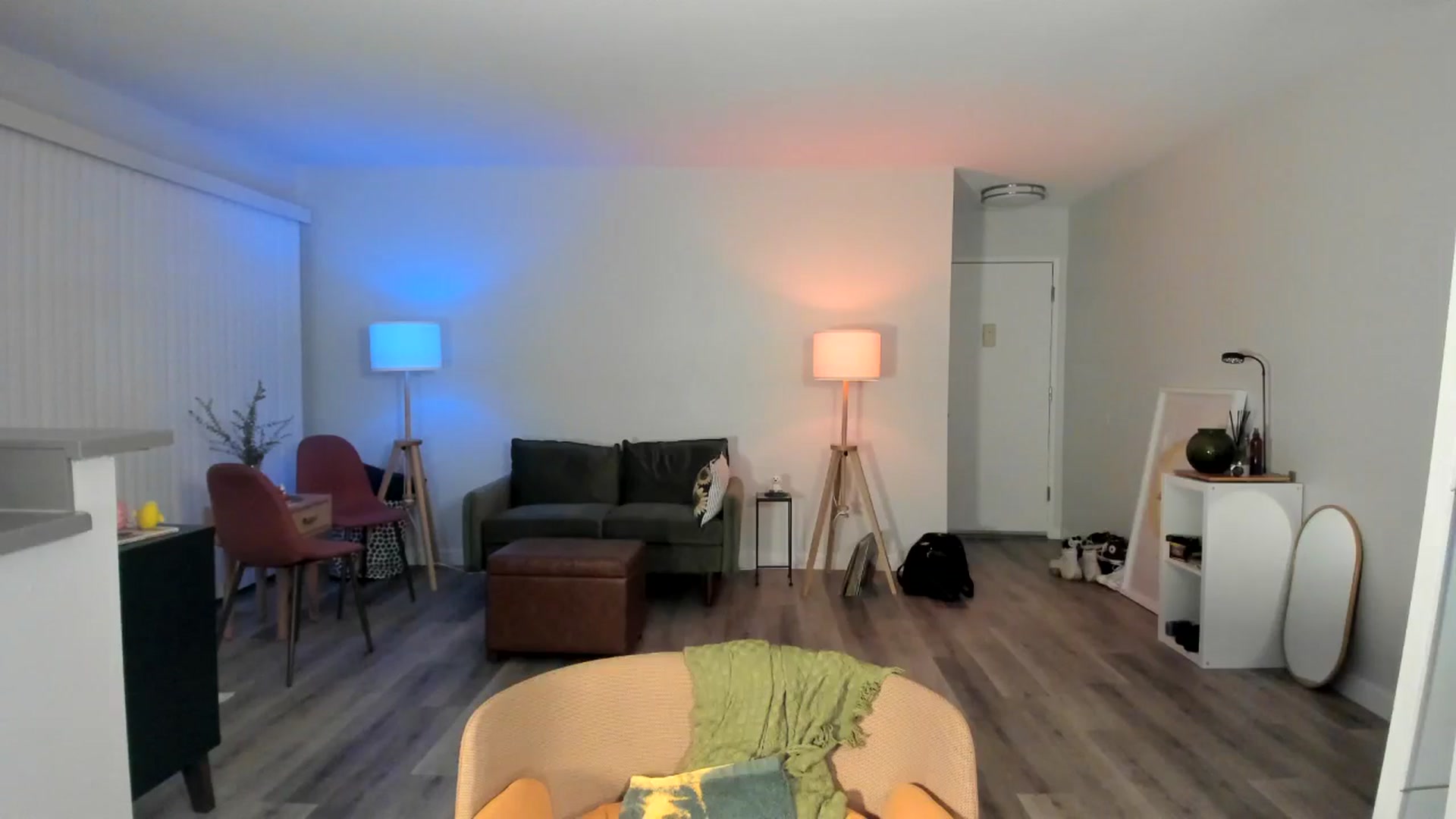 Gallery image thumbnail from Frankiiy_'s myfreecams stream on, 05/16/2024, 09:26 image 3 of 20