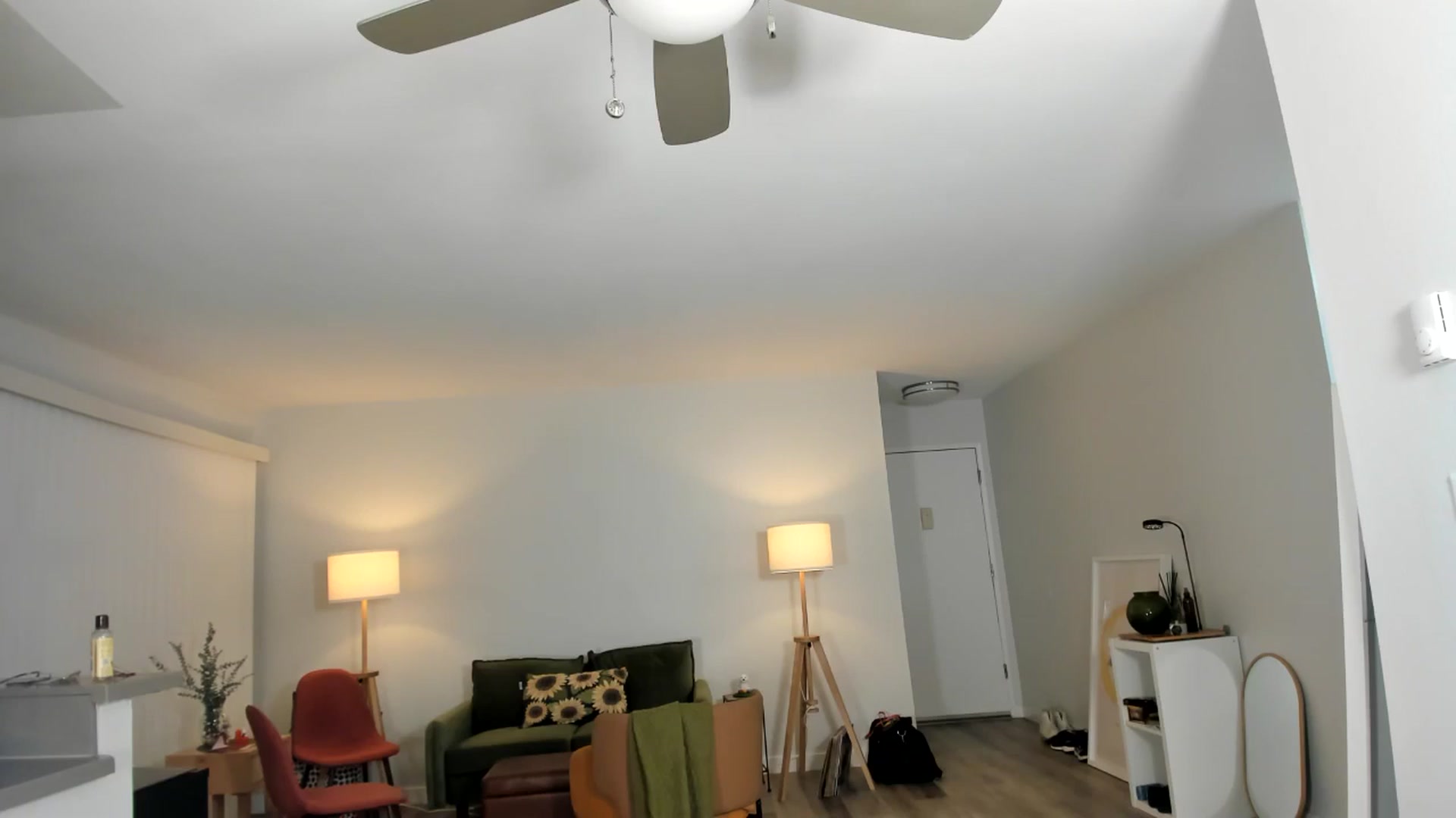 Gallery image thumbnail from Frankiiy_'s myfreecams stream on, 05/23/2024, 10:30 image 14 of 20