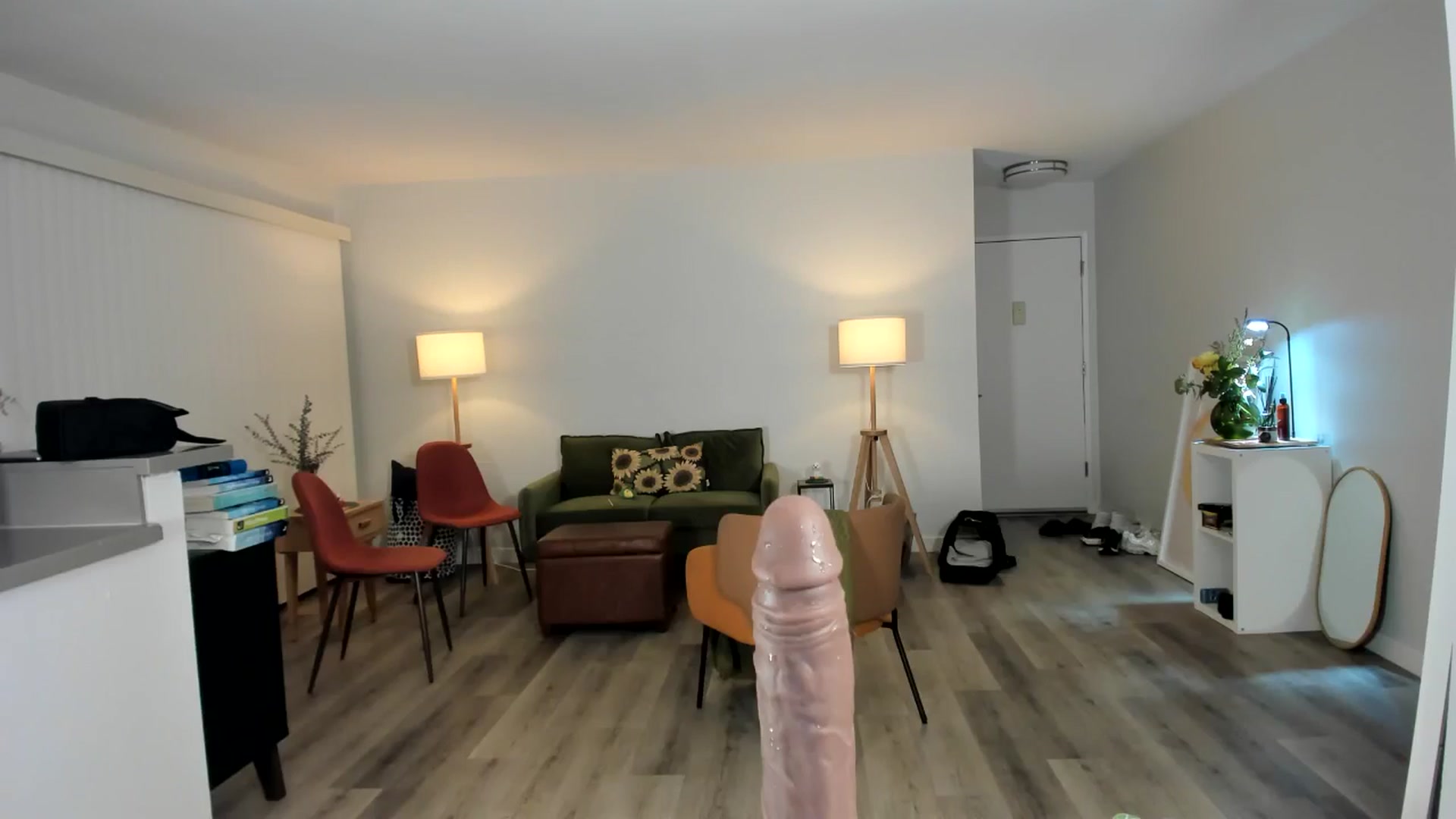 Gallery image thumbnail from Frankiiy_'s myfreecams stream on, 06/20/2024, 10:14 image 16 of 20