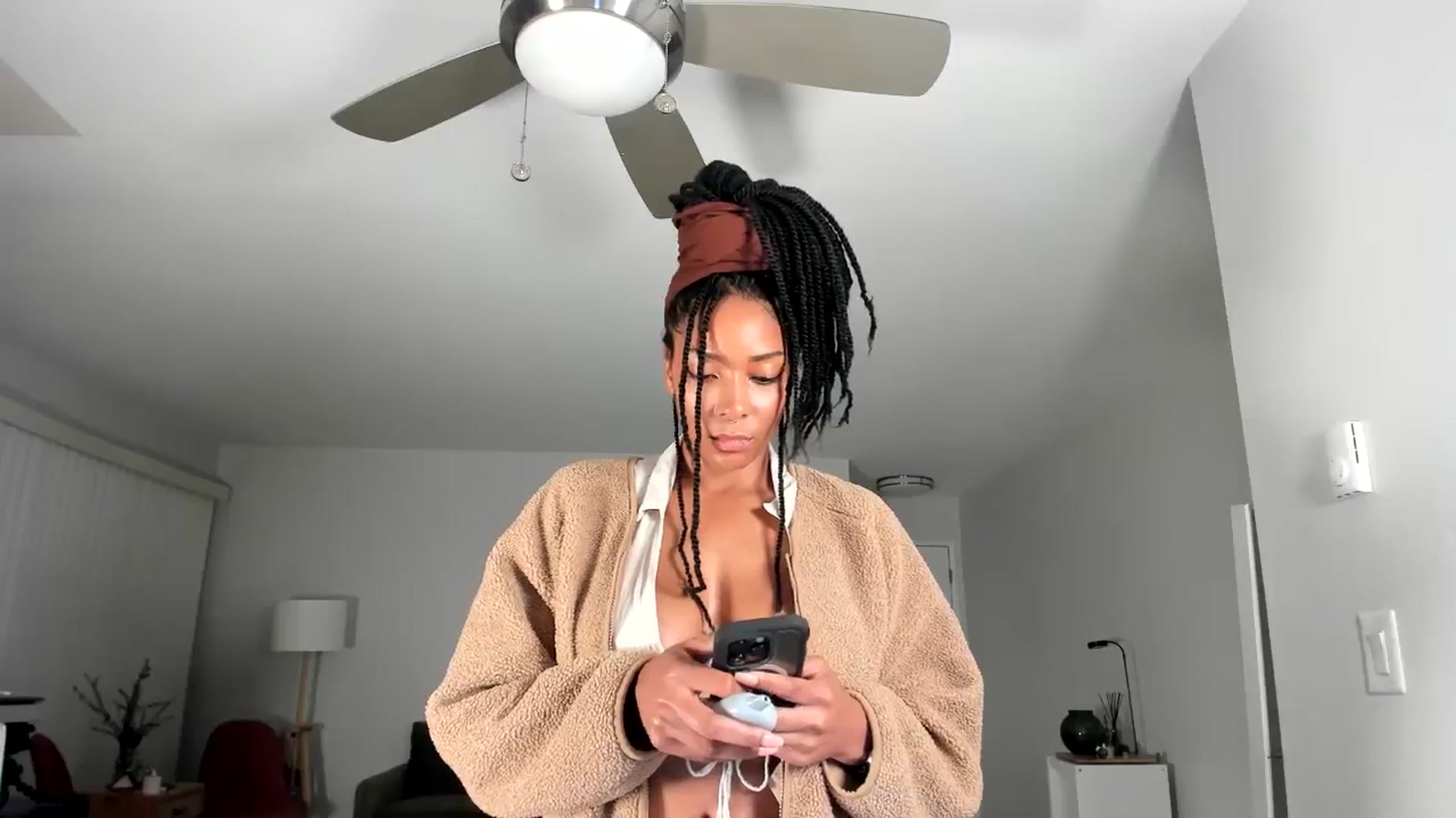 Gallery image thumbnail from Frankiiy_'s myfreecams stream on, 07/10/2024, 07:44 image 3 of 20