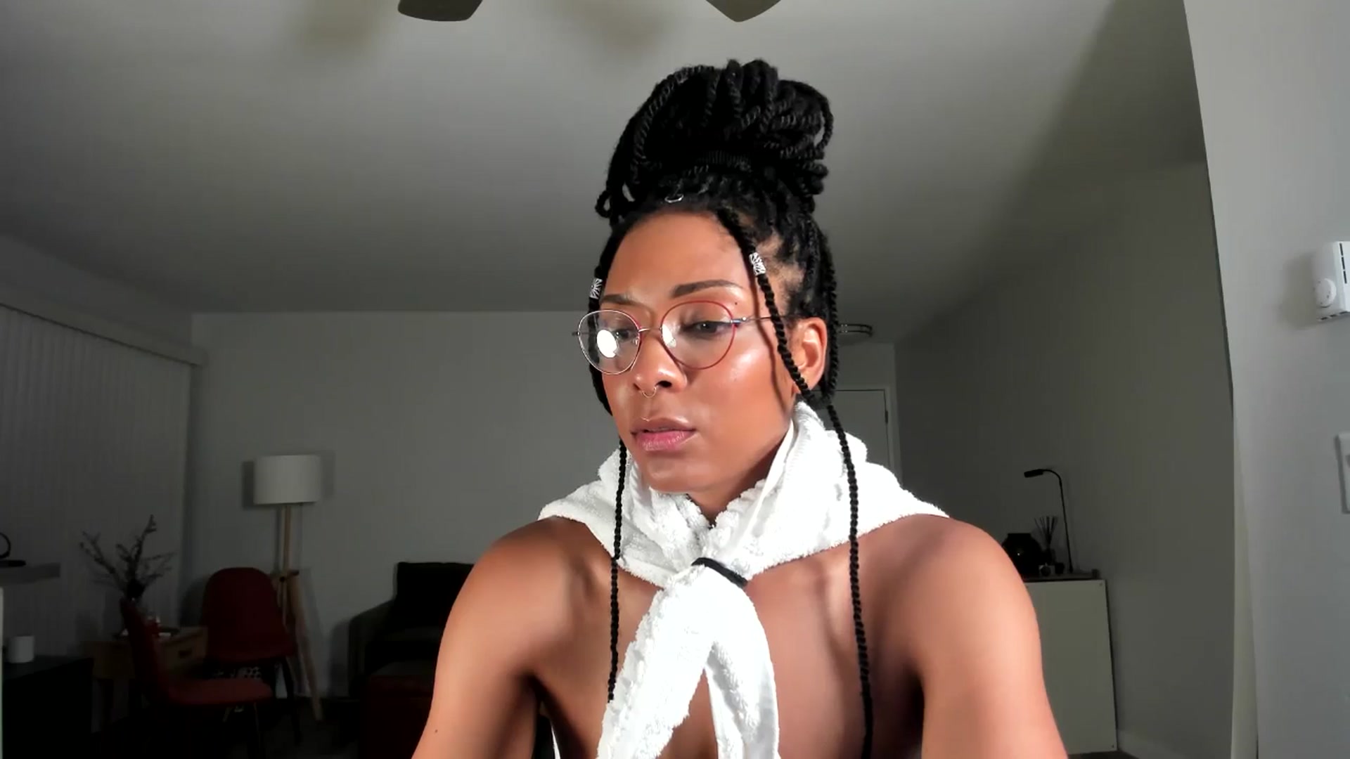 Gallery image thumbnail from Frankiiy_'s myfreecams stream on, 07/11/2024, 06:40 image 14 of 20