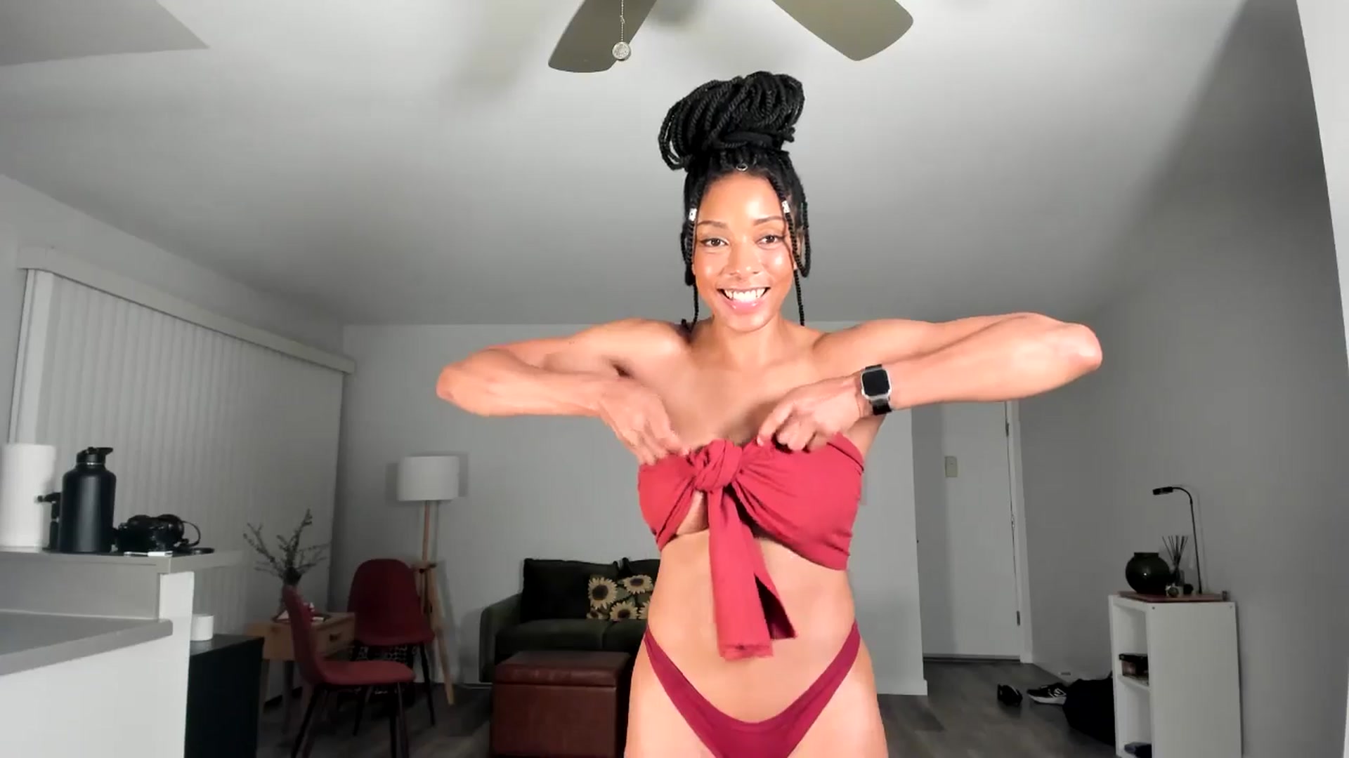 Gallery image thumbnail from Frankiiy_'s myfreecams stream on, 07/11/2024, 08:47 image 8 of 20