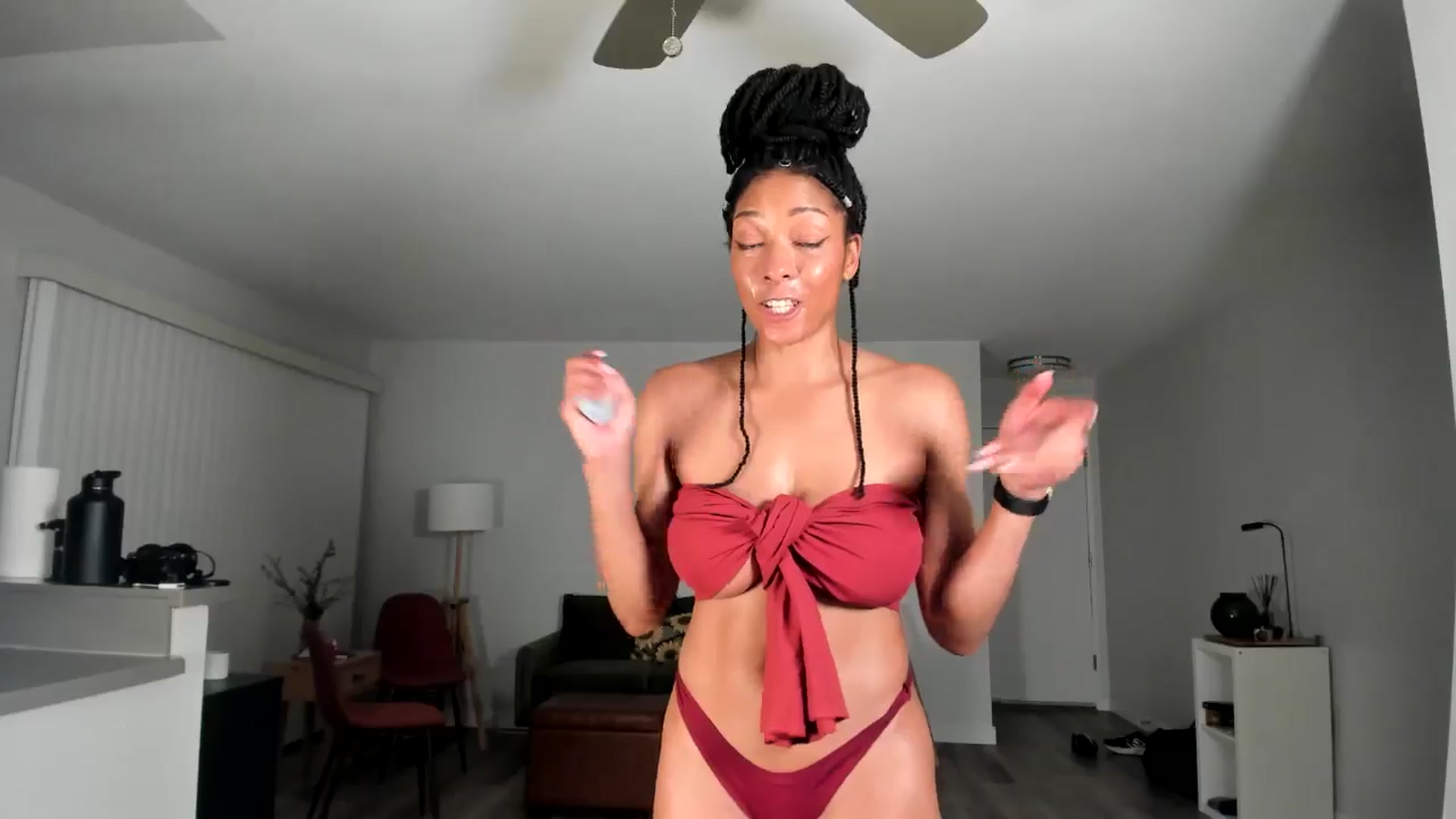Gallery image thumbnail from Frankiiy_'s myfreecams stream on, 07/11/2024, 08:47 image 15 of 20