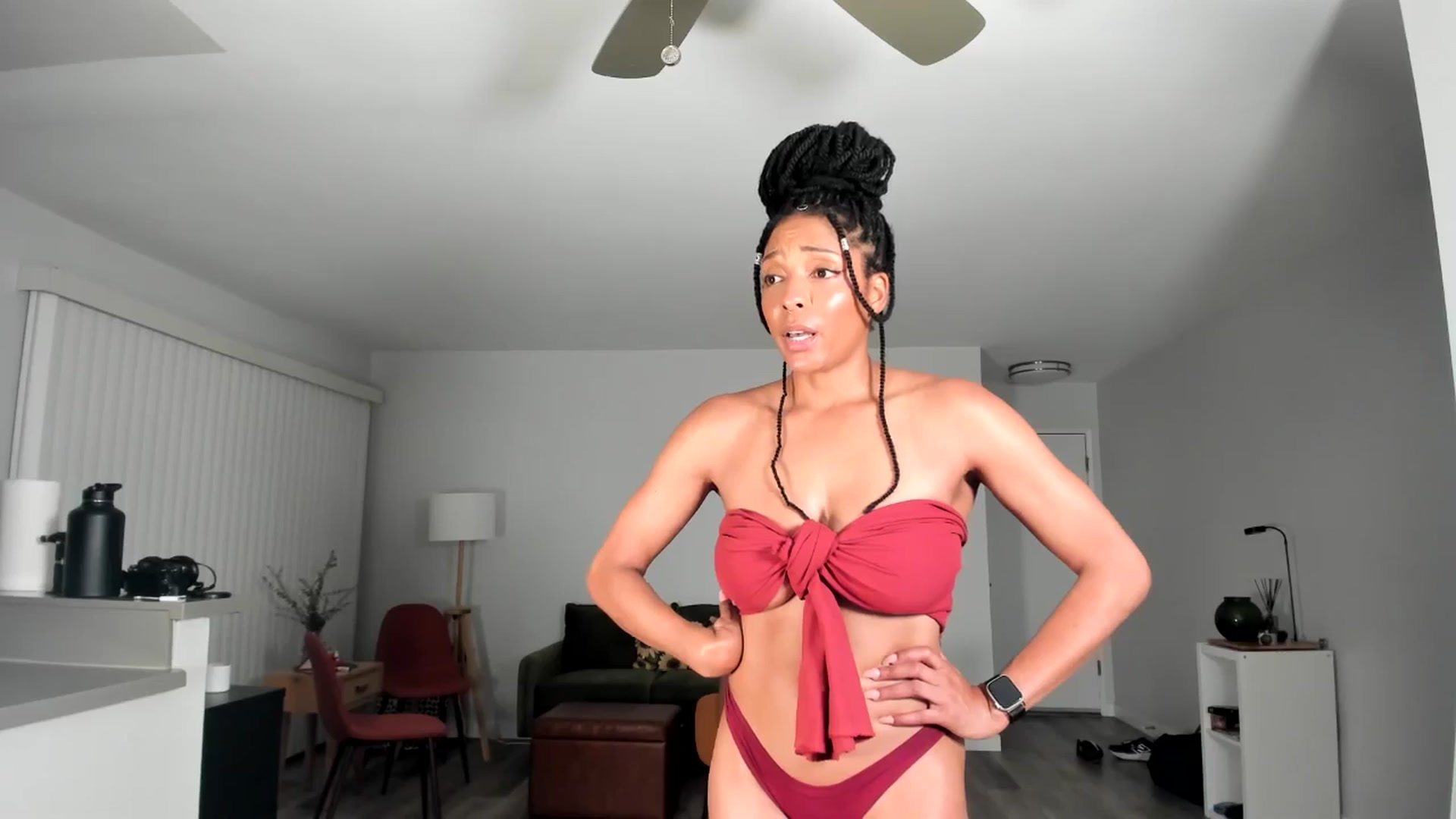Gallery image thumbnail from Frankiiy_'s myfreecams stream on, 07/11/2024, 08:47 image 11 of 20