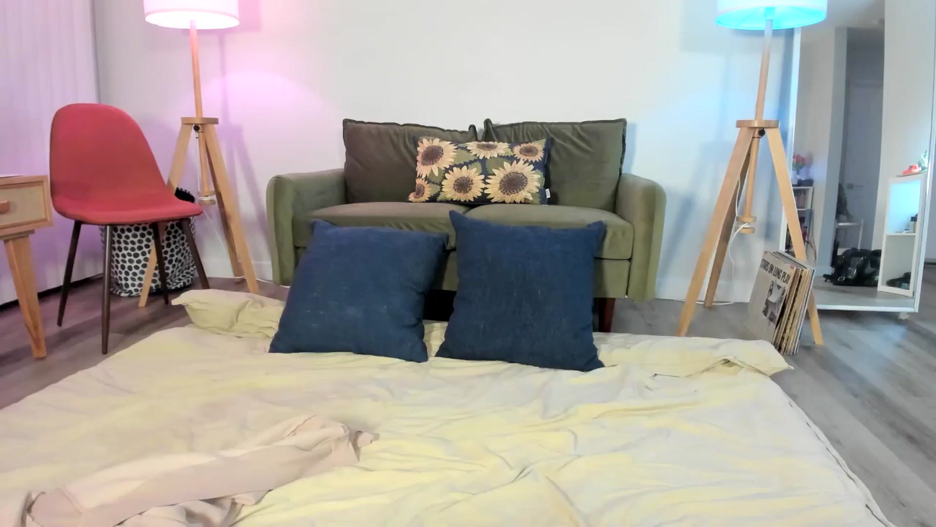 Gallery image thumbnail from Frankiiy_'s myfreecams stream on, 07/29/2024, 05:58 image 13 of 20