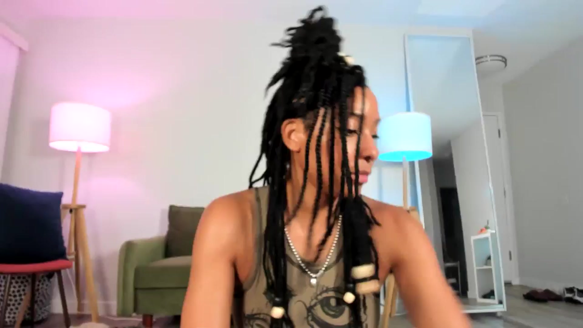 Gallery image thumbnail from Frankiiy_'s myfreecams stream on, 07/30/2024, 08:19 image 1 of 20