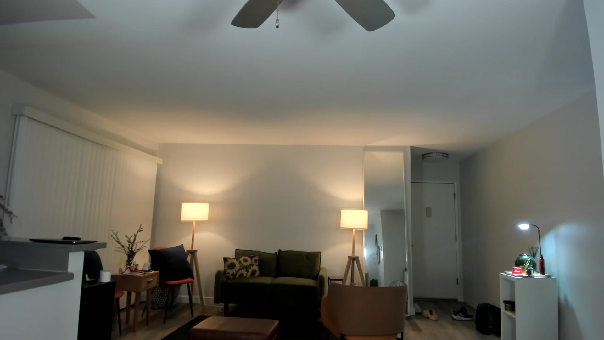 Gallery image thumbnail from Frankiiy_'s myfreecams stream on, 08/08/2024, 06:43 image 3 of 20