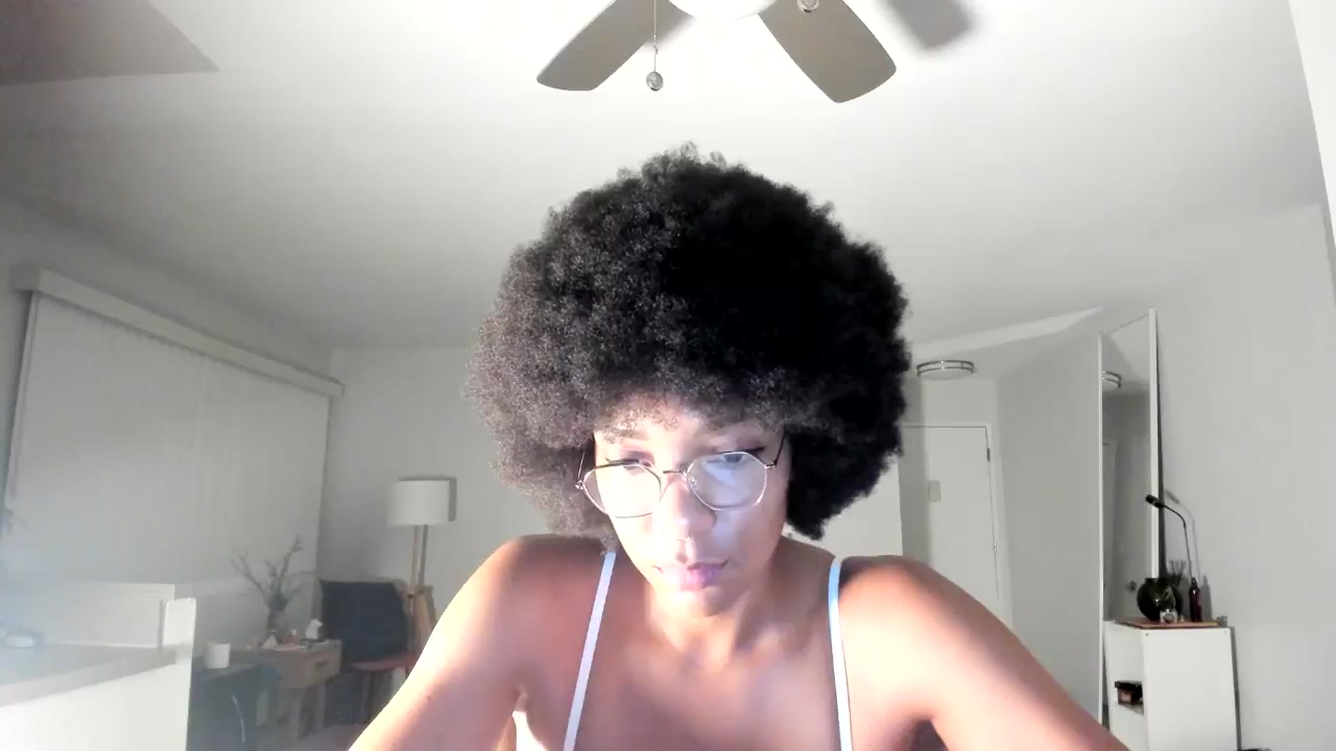 Gallery image thumbnail from Frankiiy_'s myfreecams stream on, 08/15/2024, 05:50 image 4 of 20