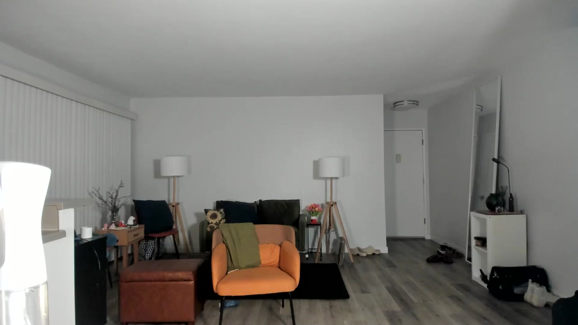 Gallery image thumbnail from Frankiiy_'s myfreecams stream on, 08/15/2024, 06:58 image 11 of 20