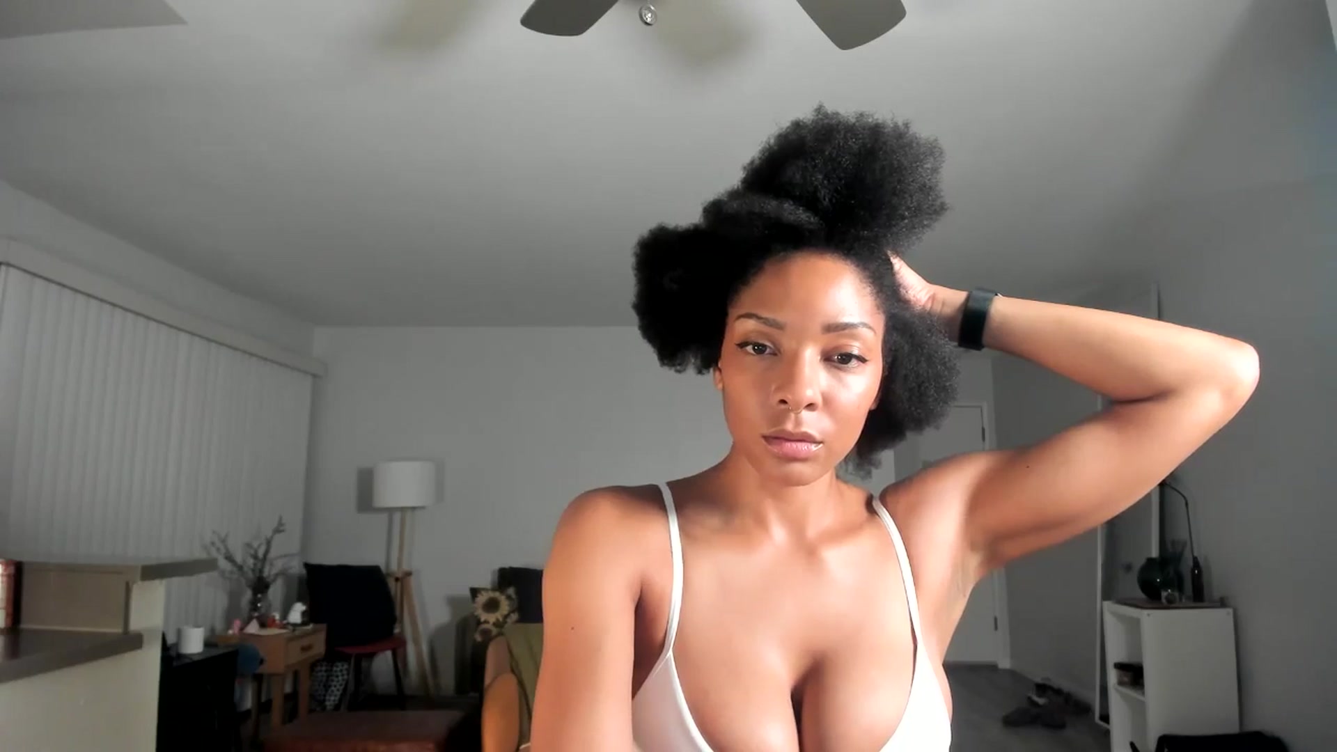 Gallery image thumbnail from Frankiiy_'s myfreecams stream on, 08/15/2024, 06:58 image 5 of 20