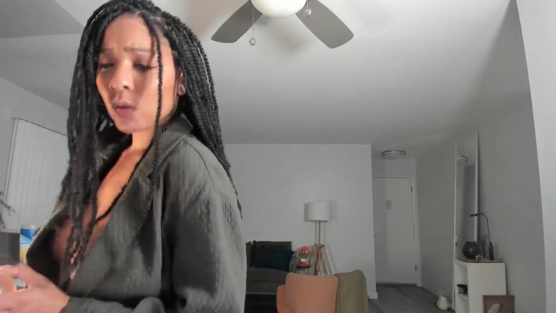 Gallery image thumbnail from Frankiiy_'s myfreecams stream on, 08/18/2024, 10:32 image 4 of 20